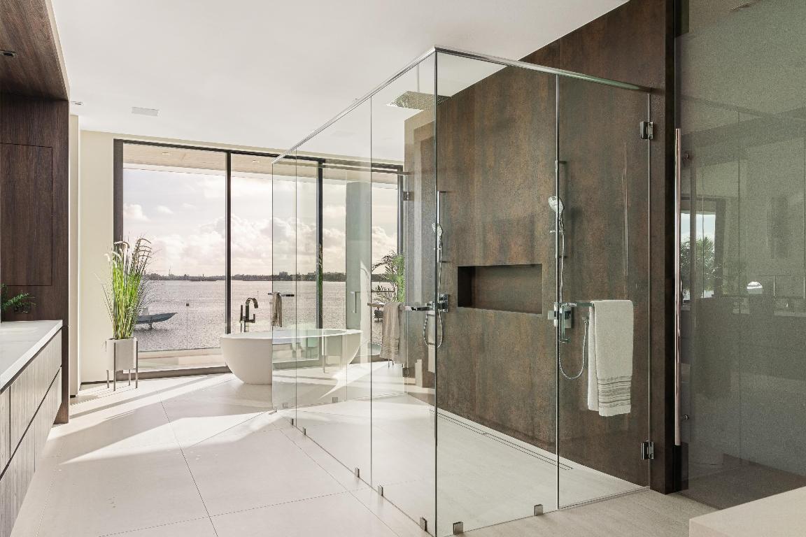 5211 Pennock Point Road