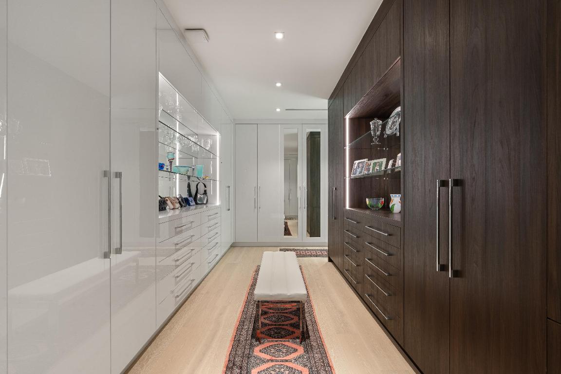 5211 Pennock Point Road