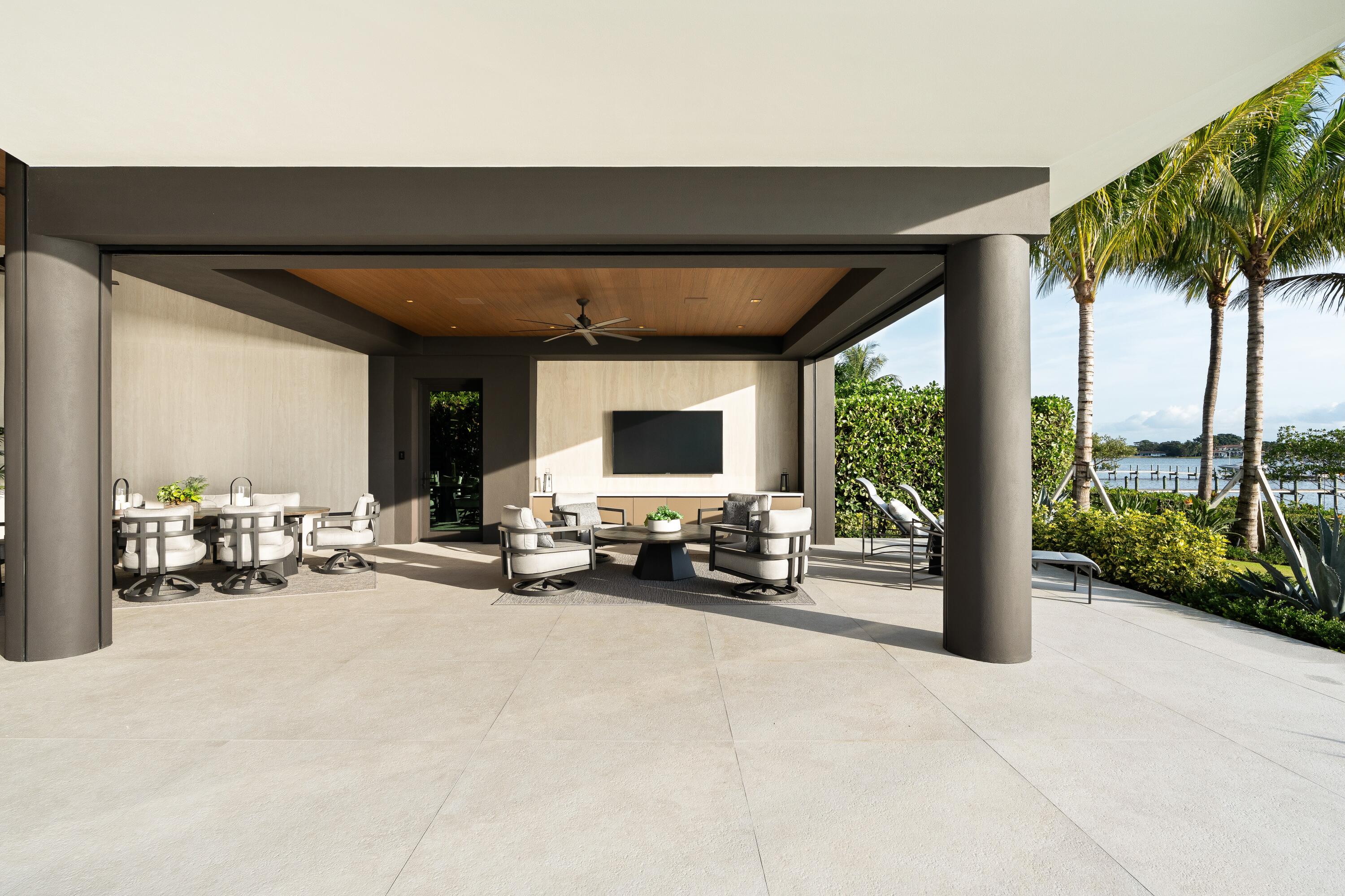 5211 Pennock Point Road