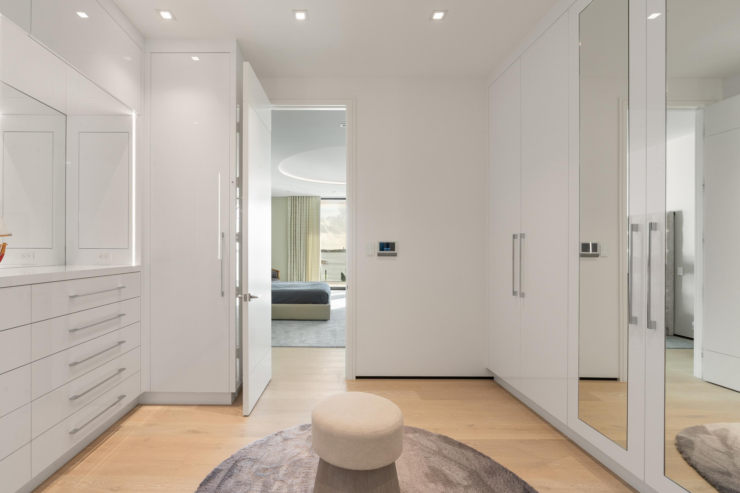 5211 Pennock Point Road