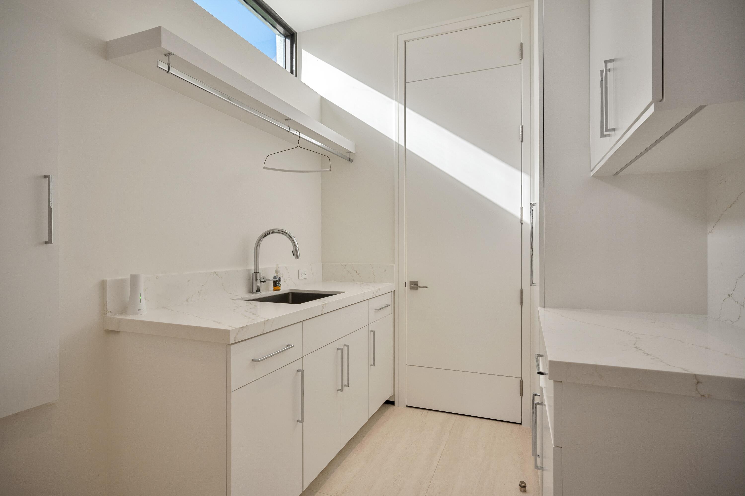 5211 Pennock Point Road