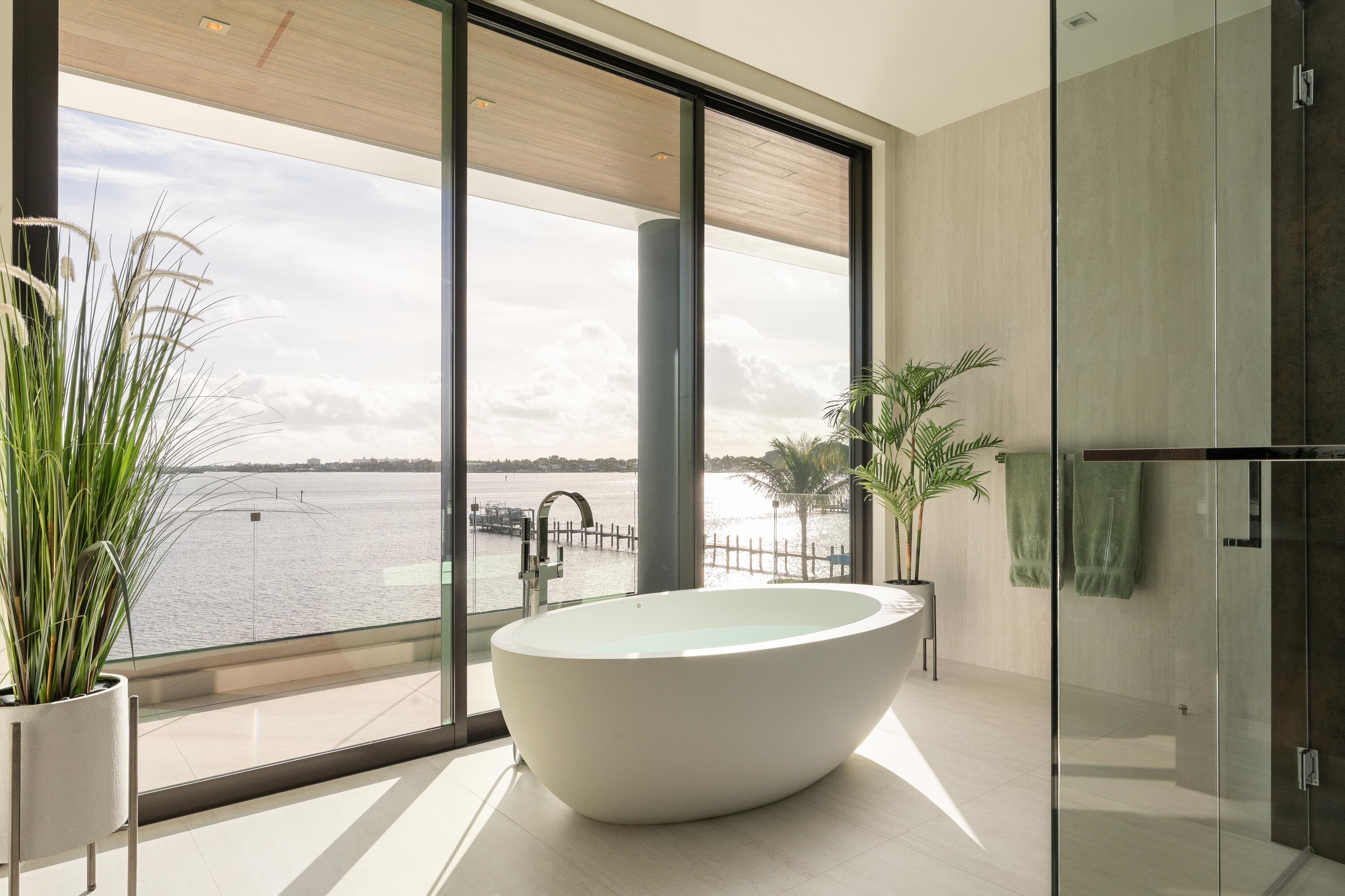 5211 Pennock Point Road