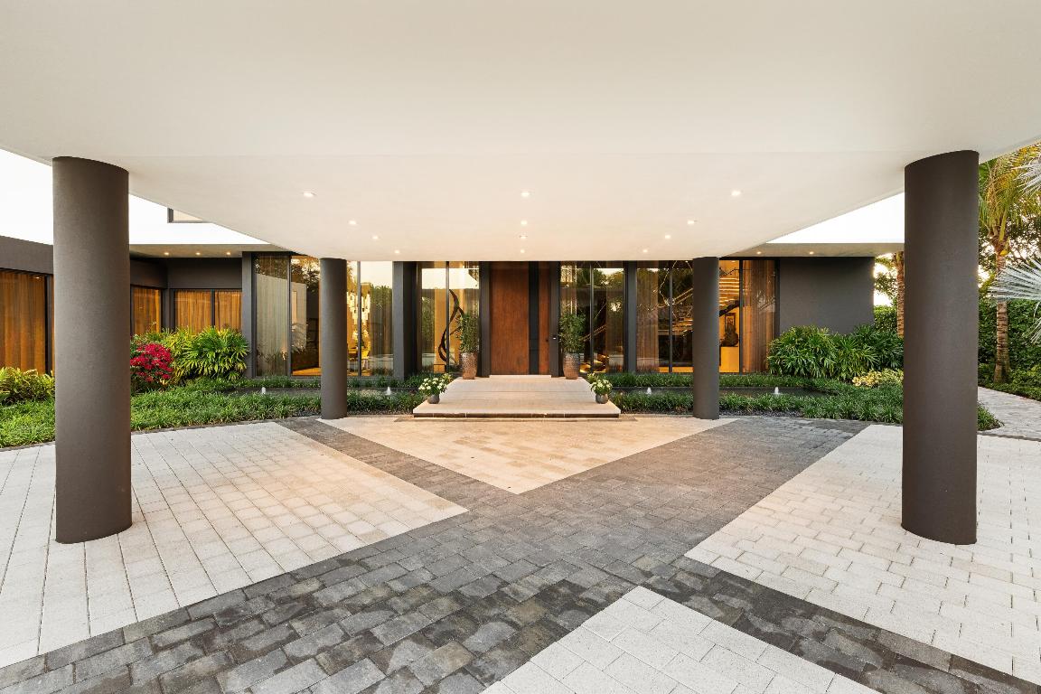 5211 Pennock Point Road