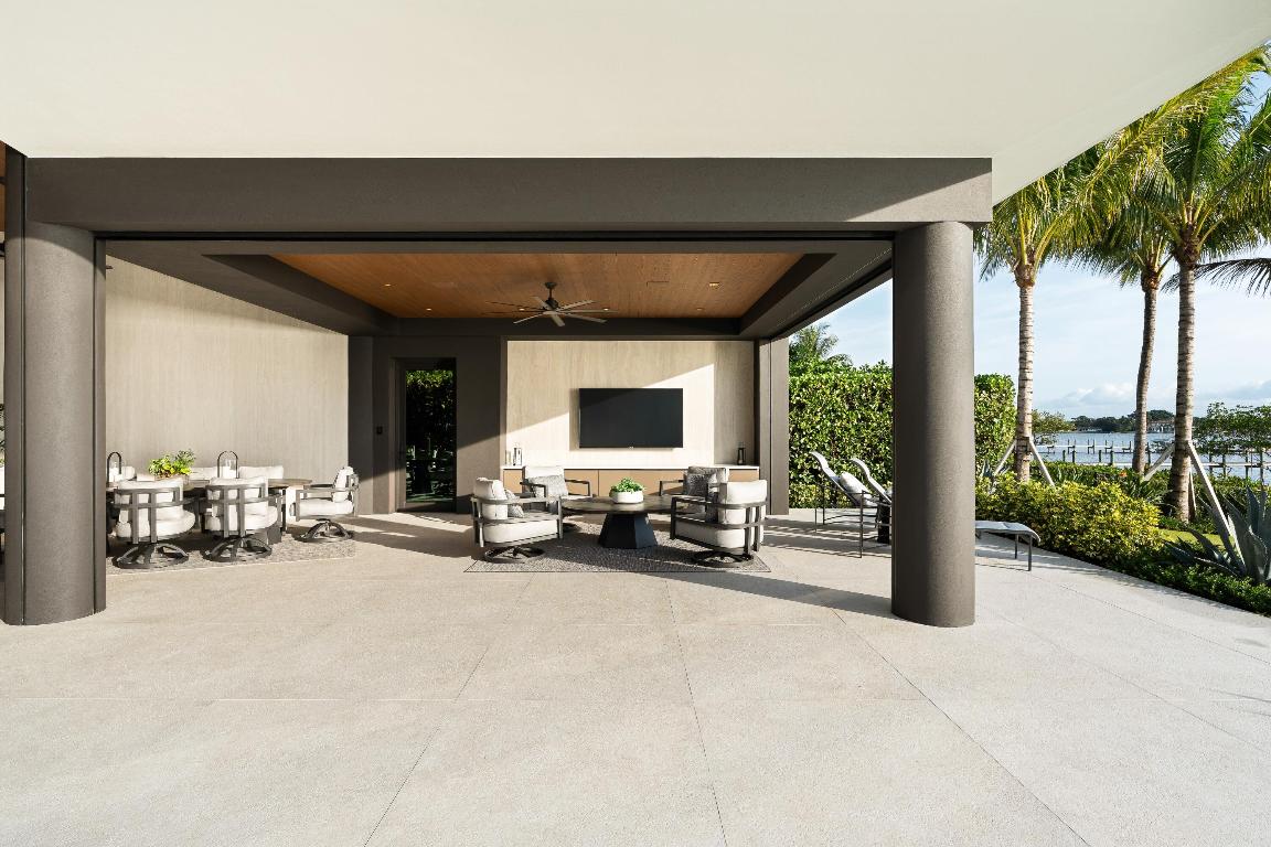 5211 Pennock Point Road