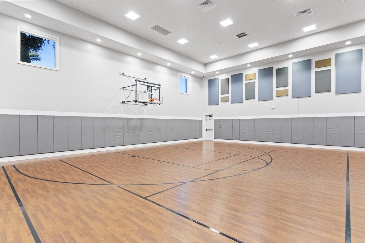 9344 Eden Roc Court