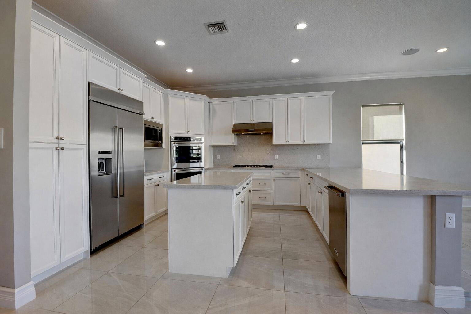9344 Eden Roc Court