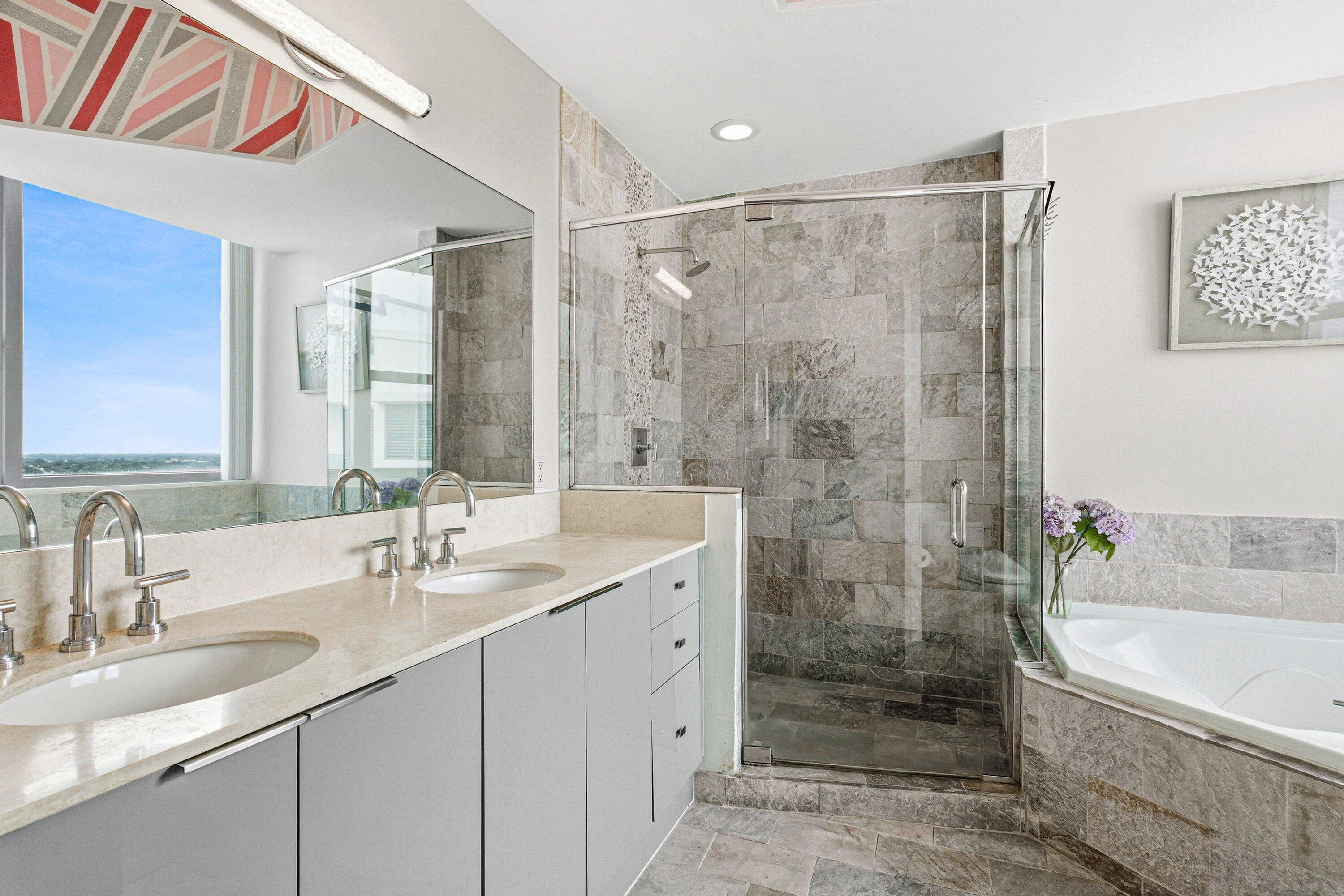 2641 N Flamingo Road 2701n