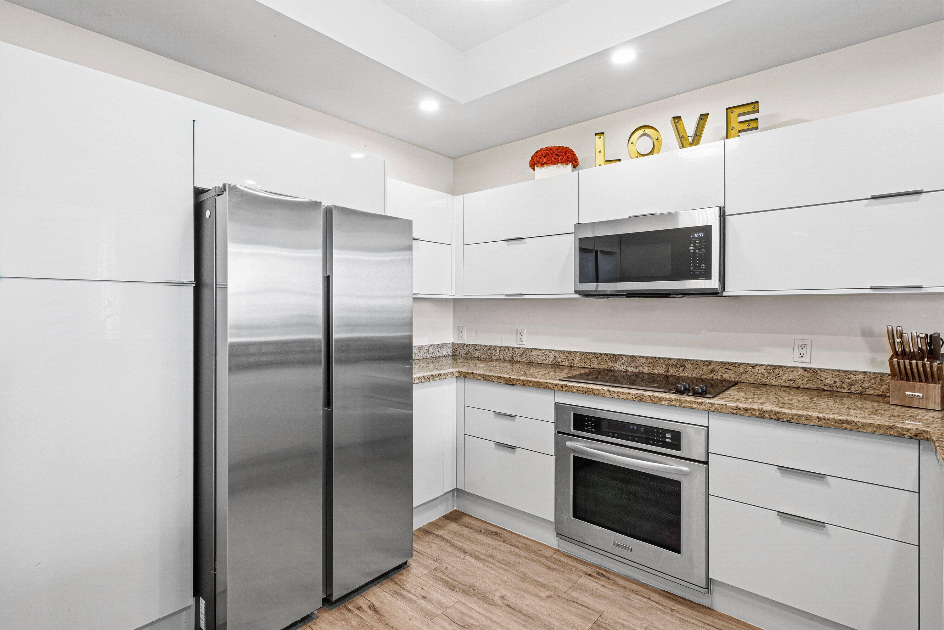 2641 N Flamingo Road 2701n