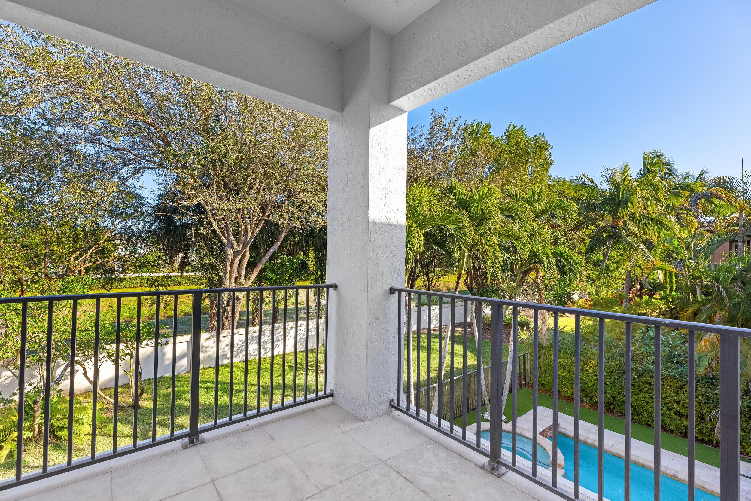 17606 Circle Pond Court