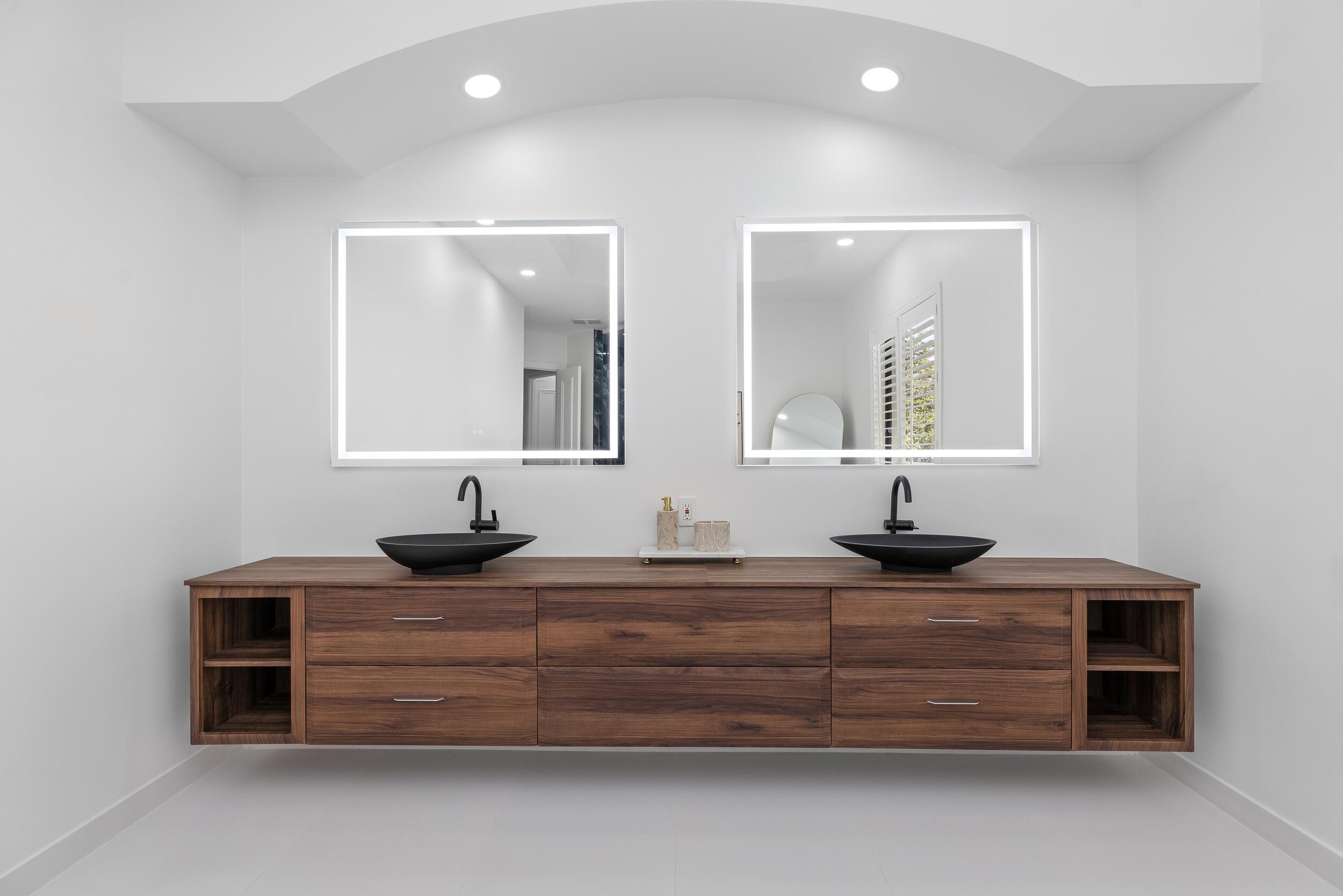 17606 Circle Pond Court