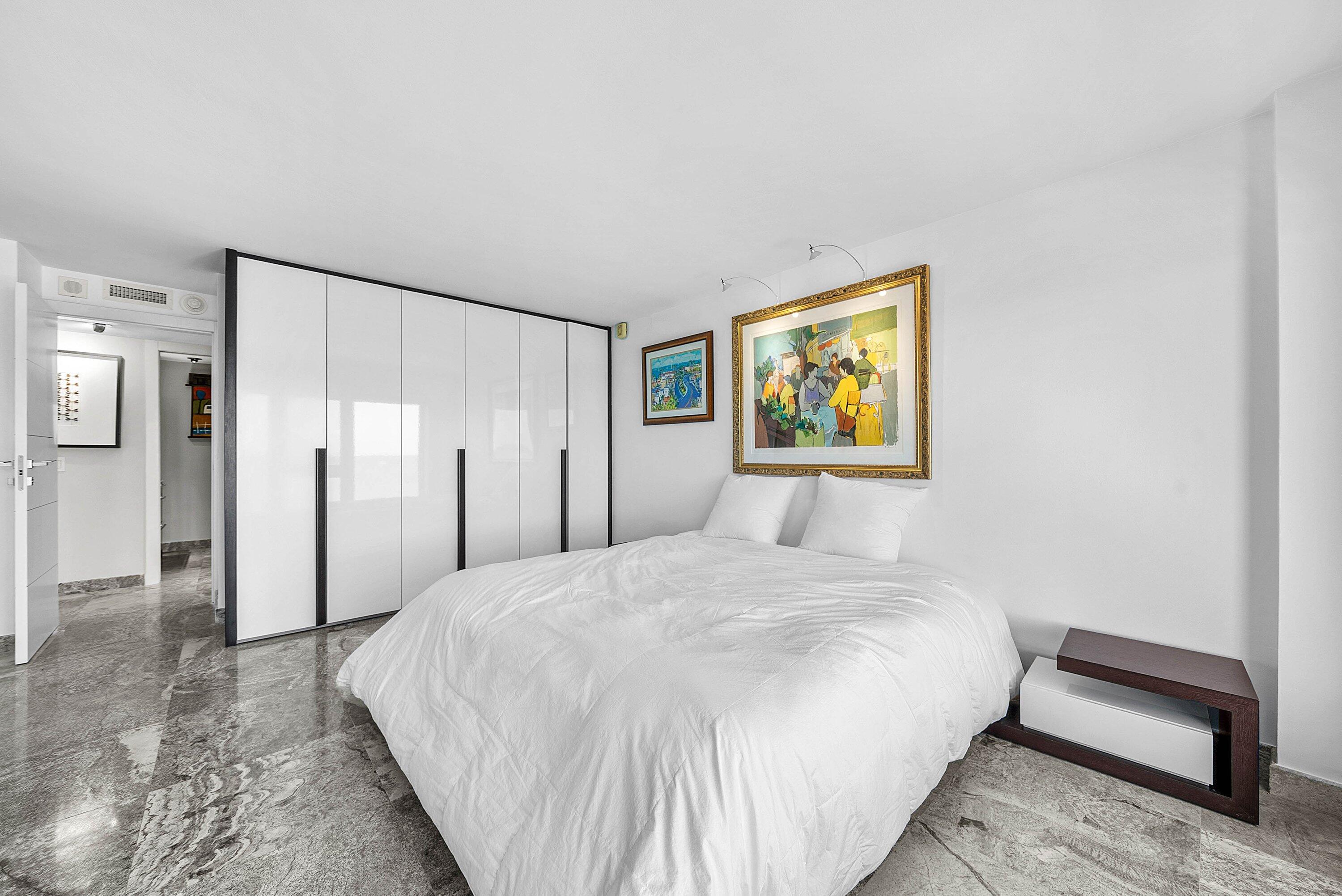 2066 N Ocean Boulevard 9ne