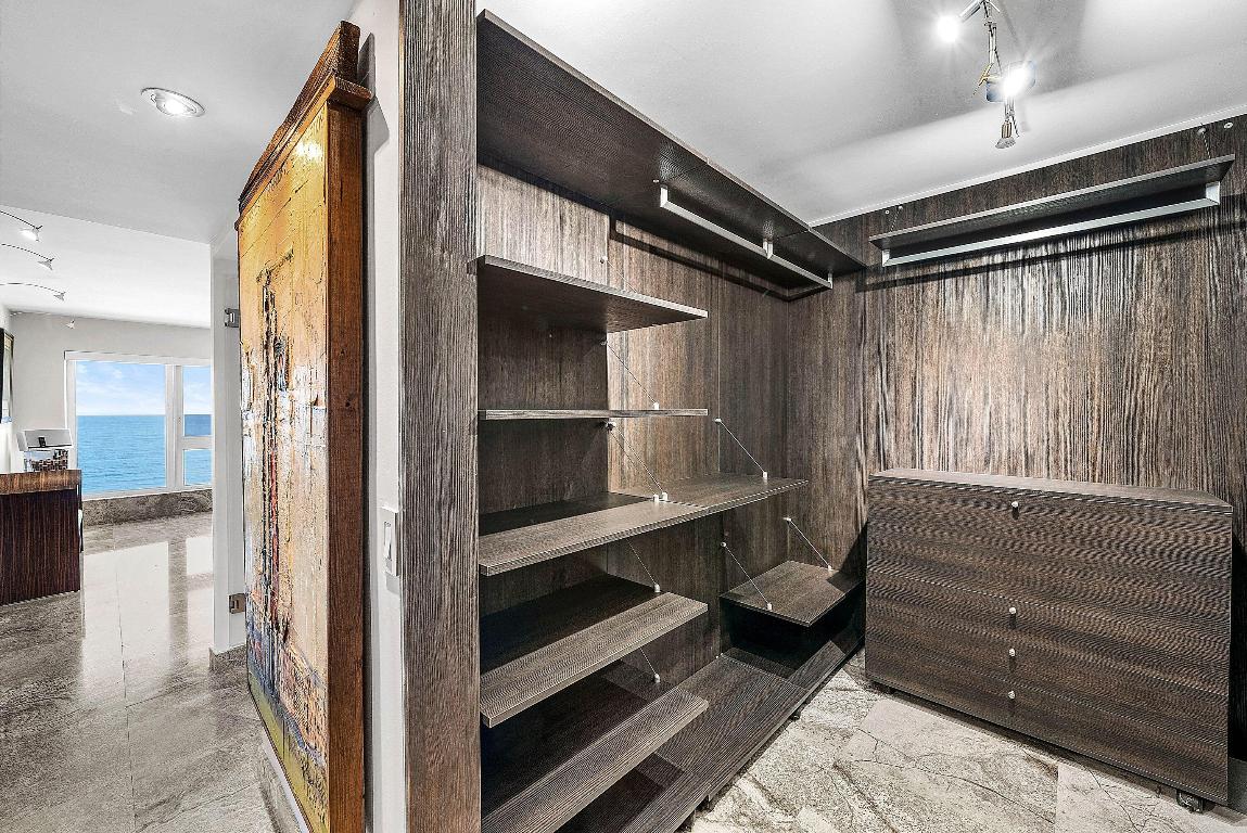 2066 N Ocean Boulevard 9ne