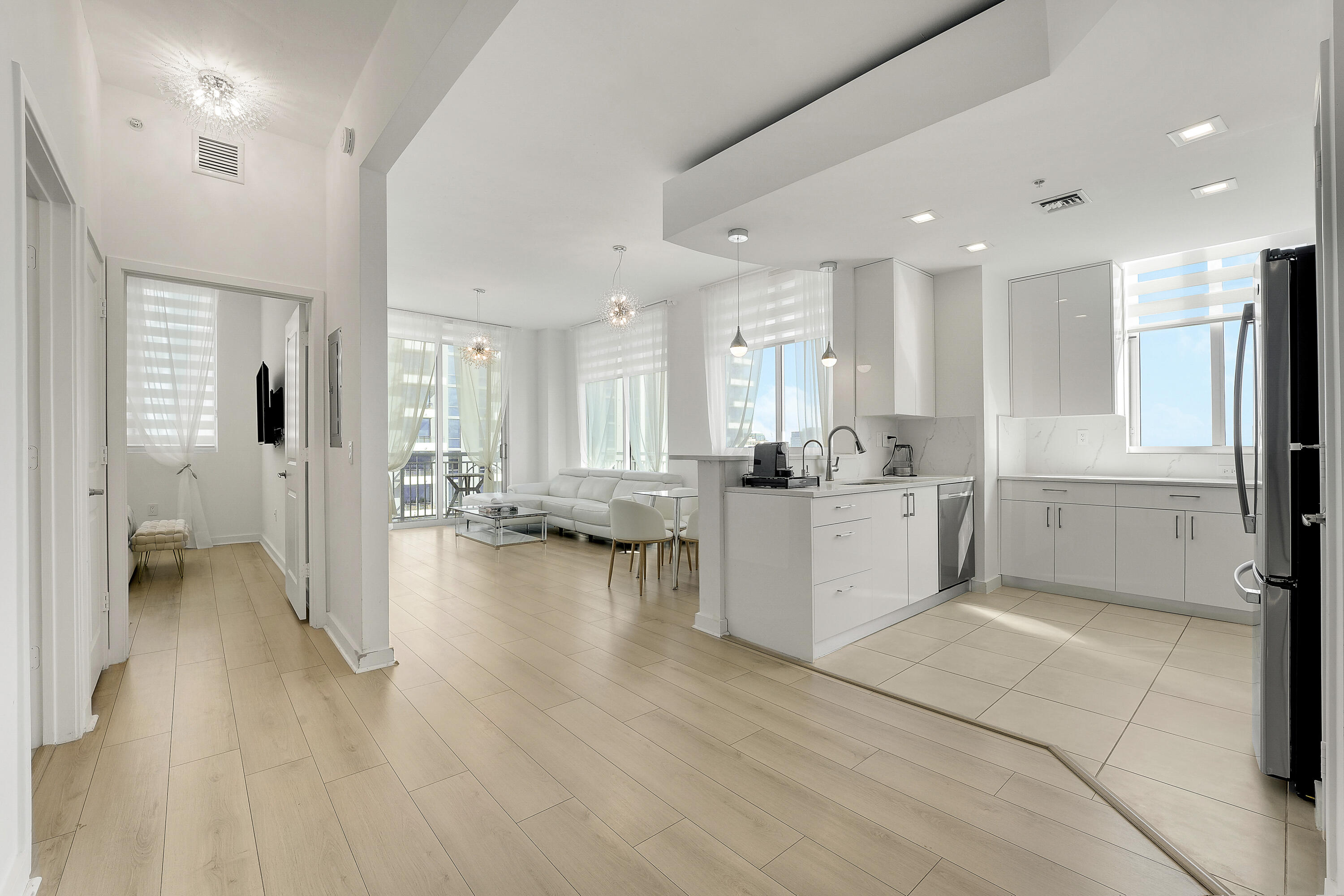 300 S Australian Avenue 1218