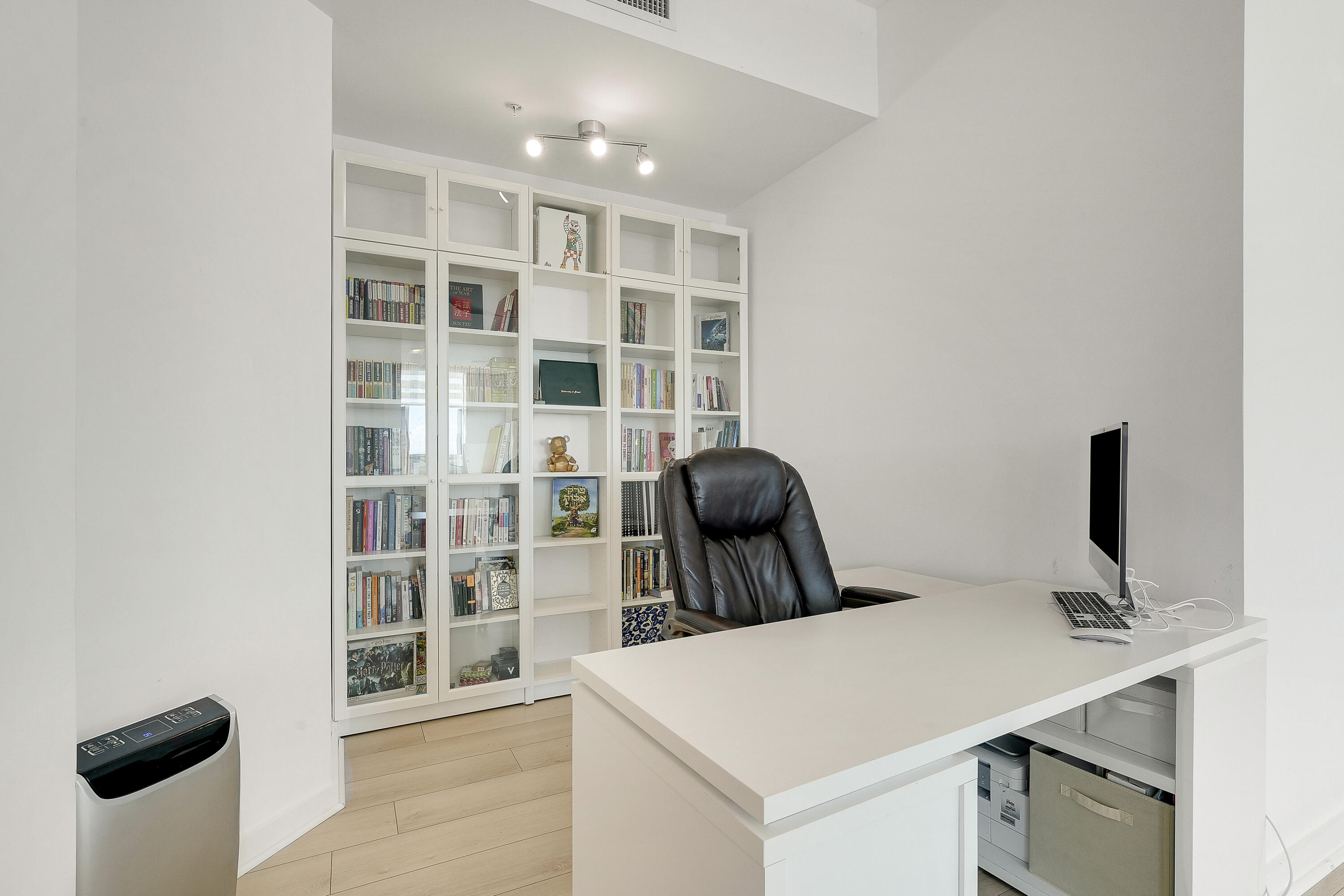 300 S Australian Avenue 1218