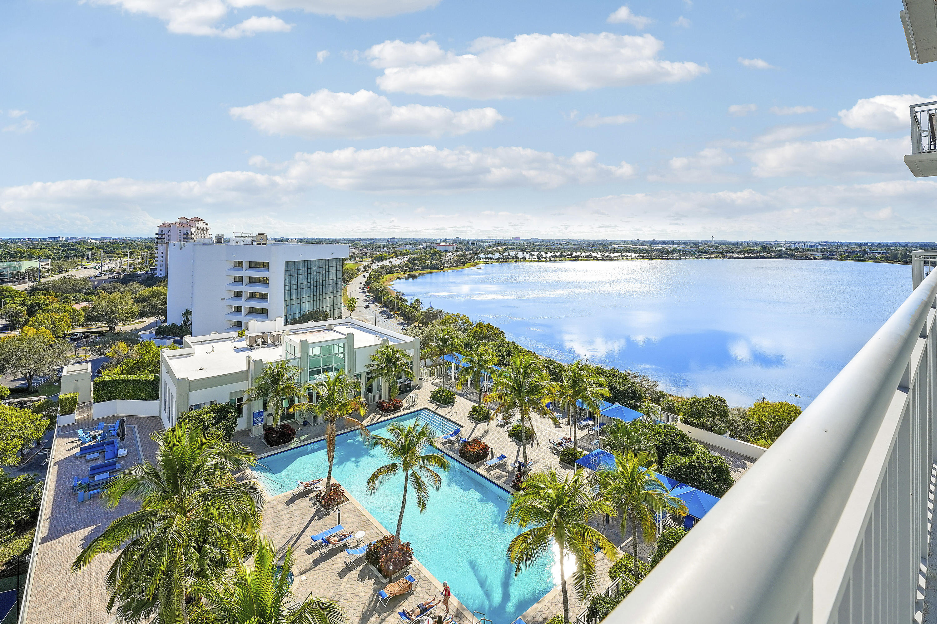 300 S Australian Avenue 1218