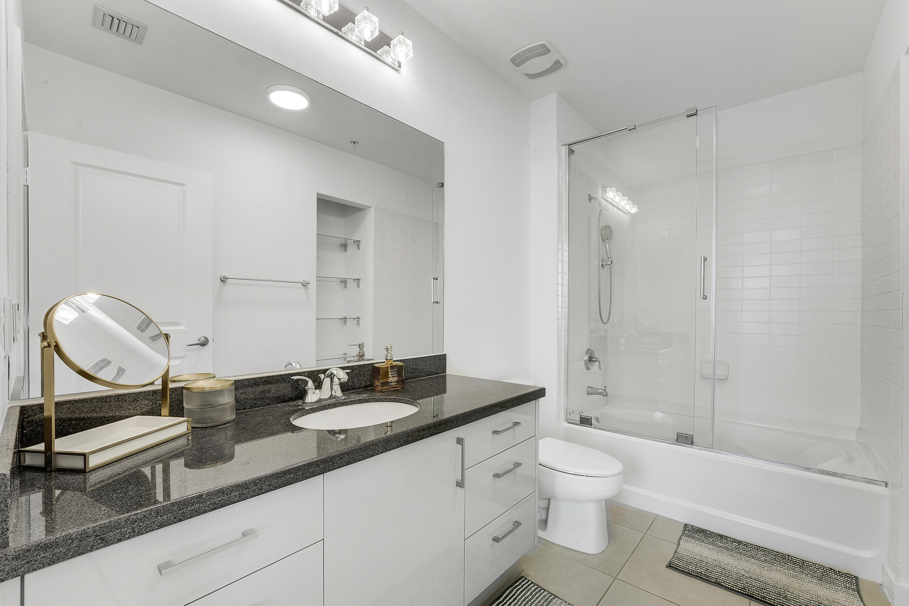 300 S Australian Avenue 1218