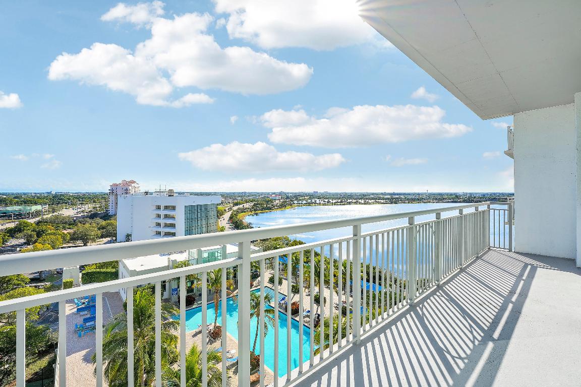 300 S Australian Avenue 1218