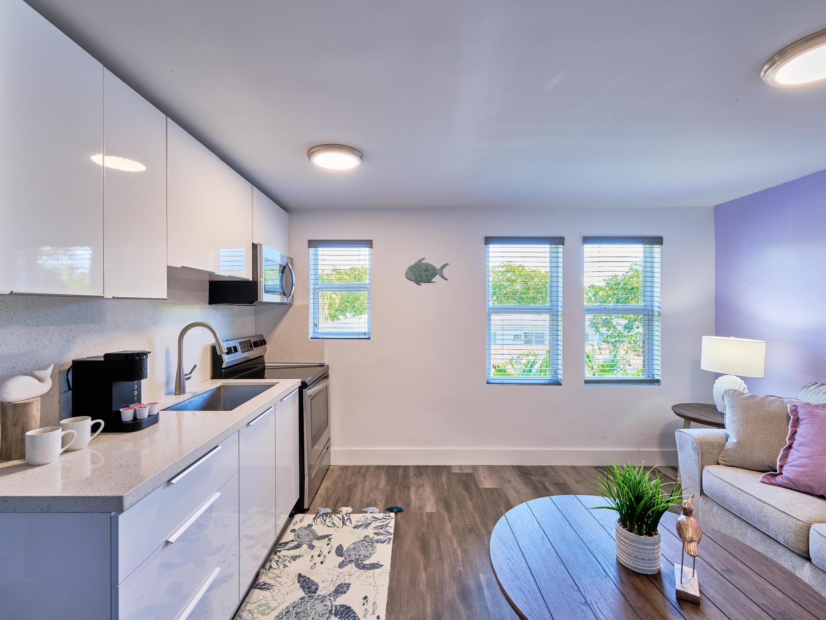 2020 Washington Street 5