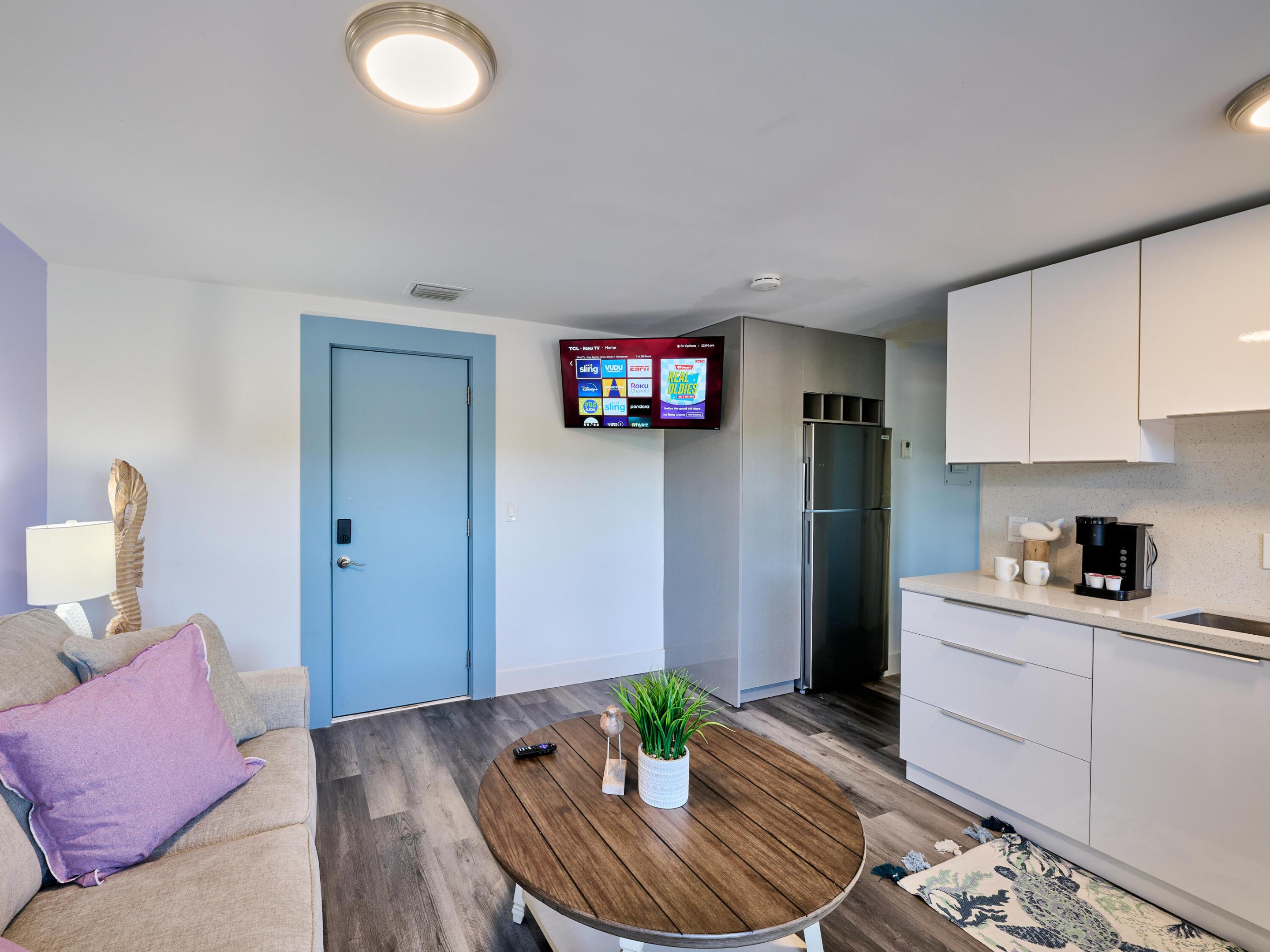 2020 Washington Street 5