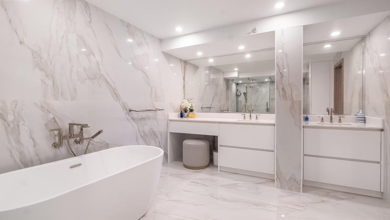 901 E Camino Real 2a