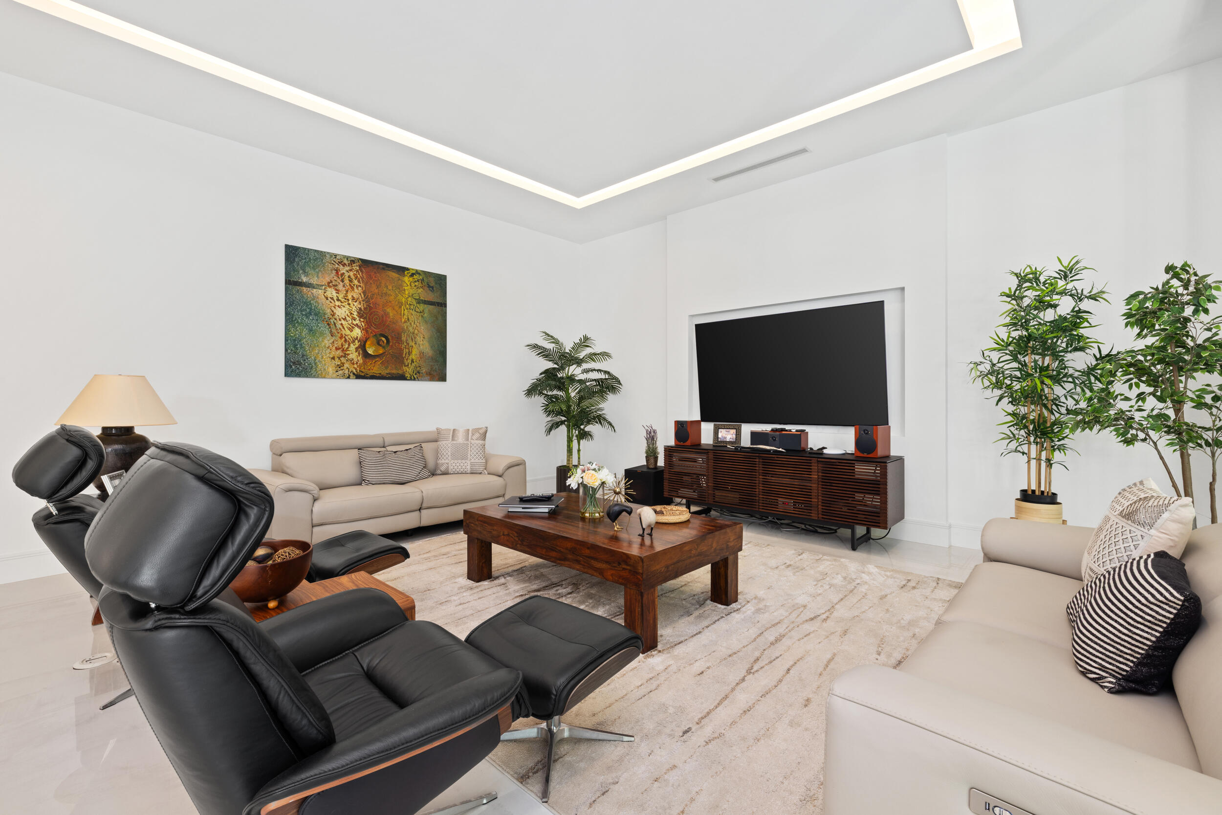 10 Coconut Road