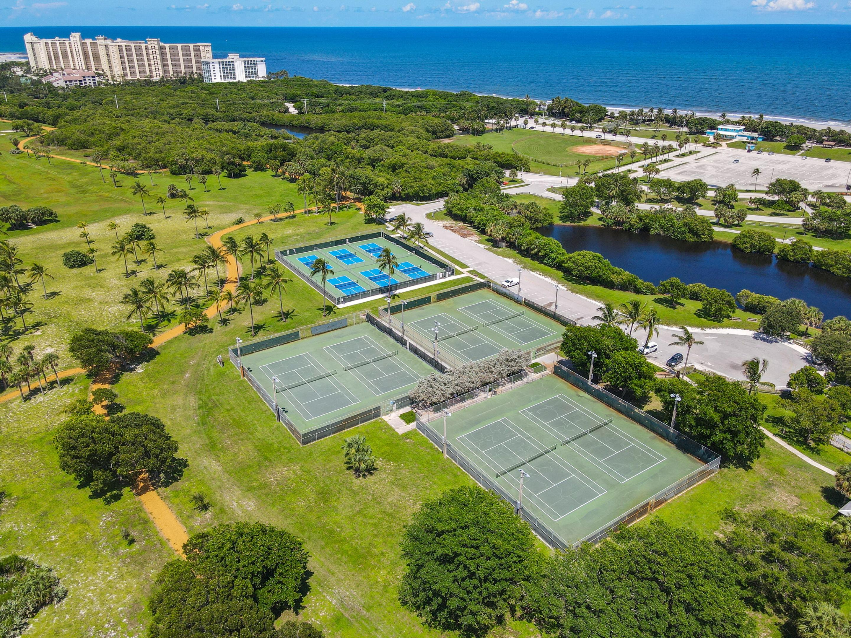 717 S Us Highway 1 508