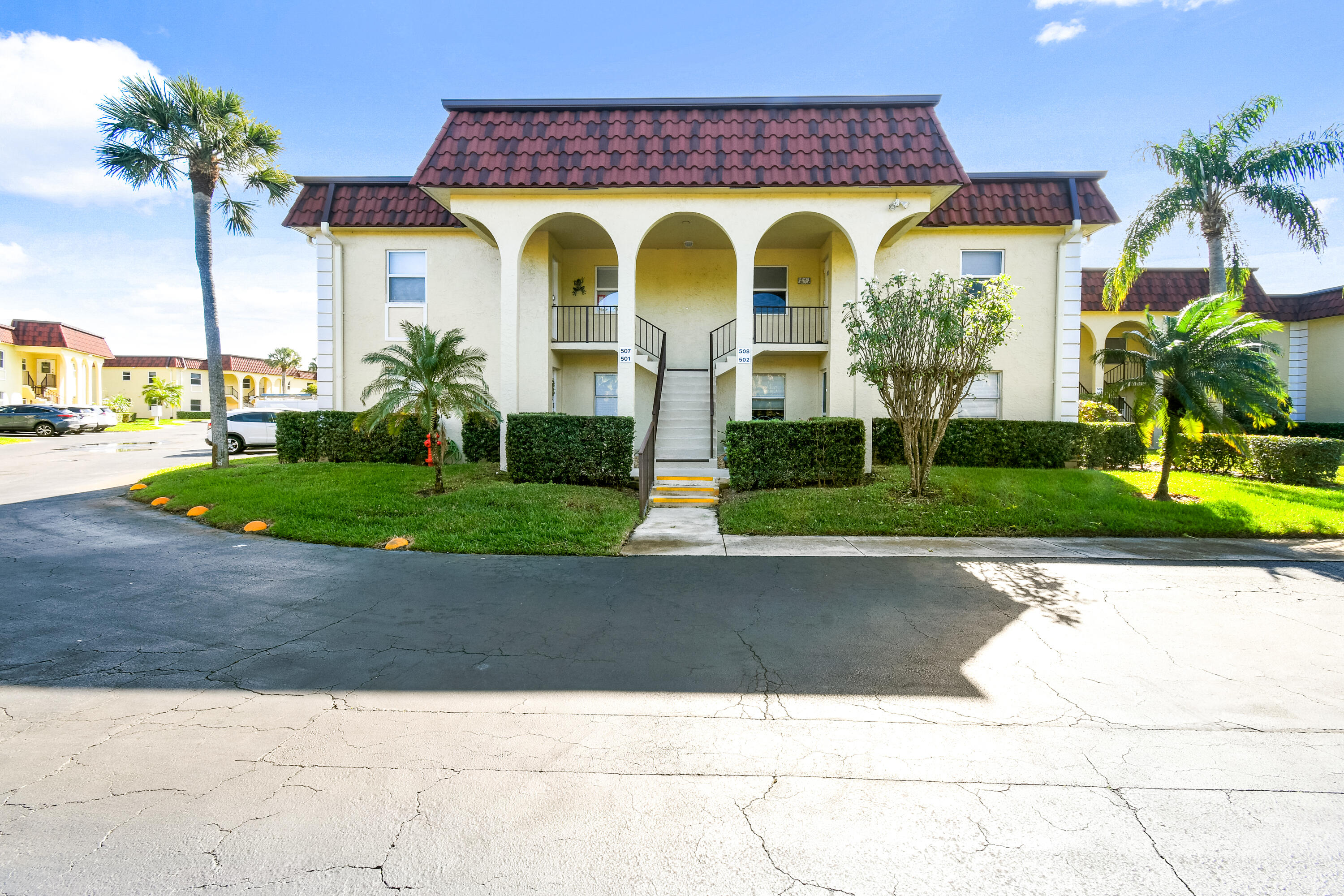 717 S Us Highway 1 508