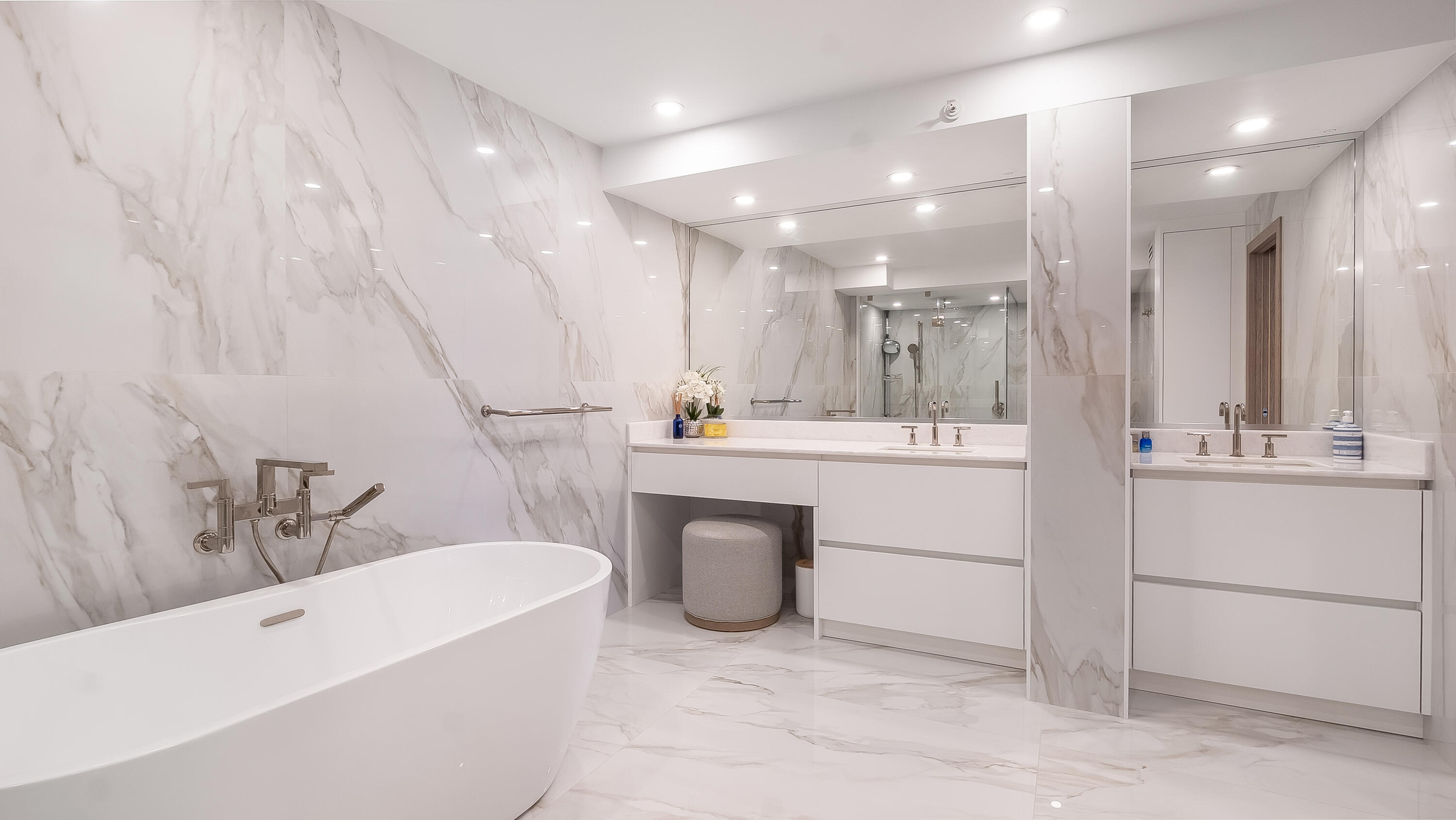 901 E Camino Real 2a