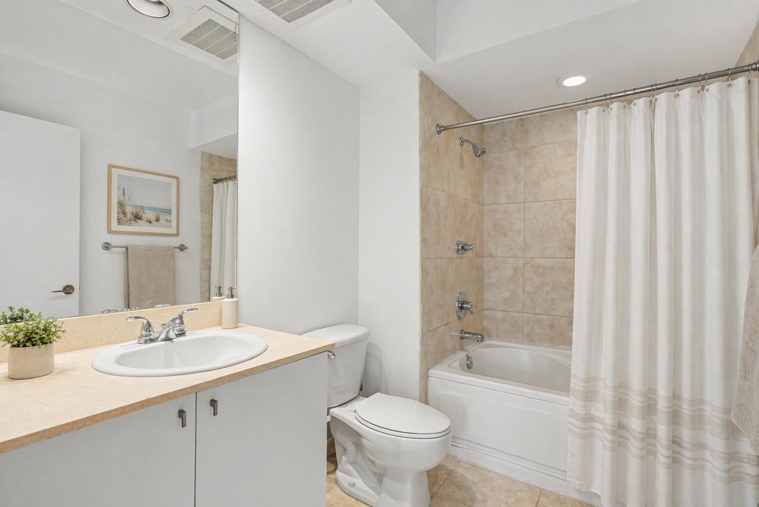 1551 N Flagler Drive 1514