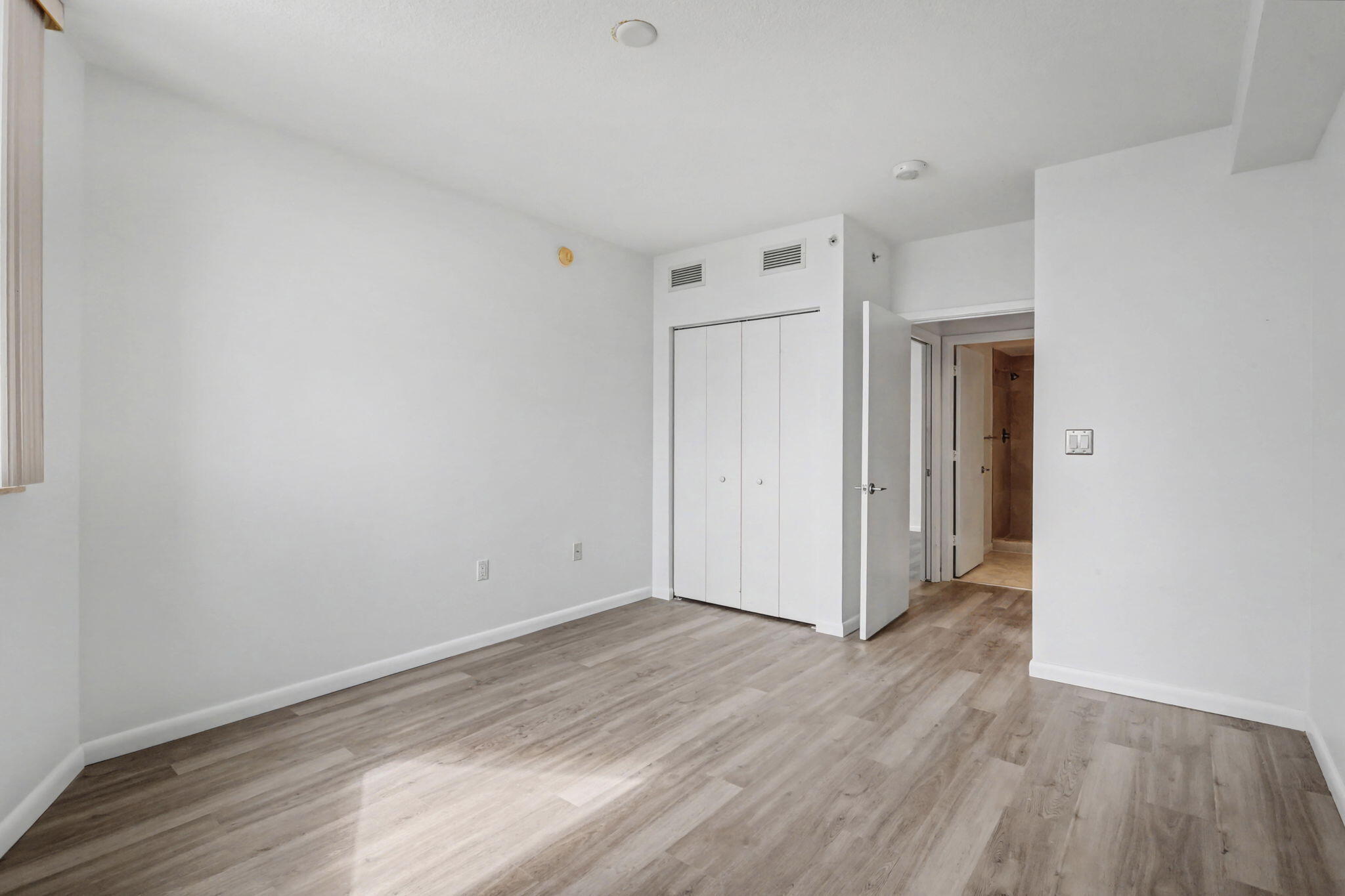 1551 N Flagler Drive 1514