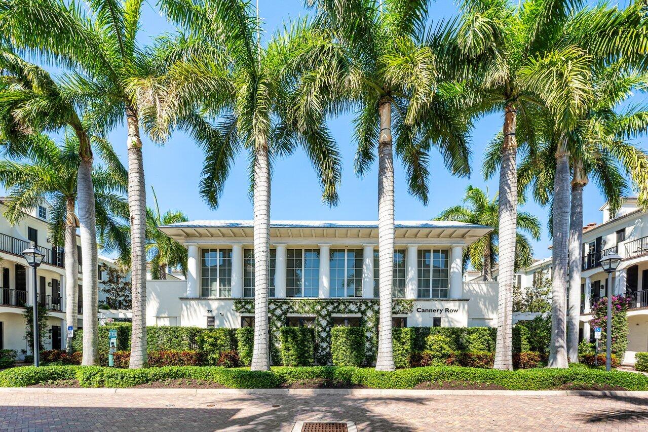 373 E Cannery Row Circle