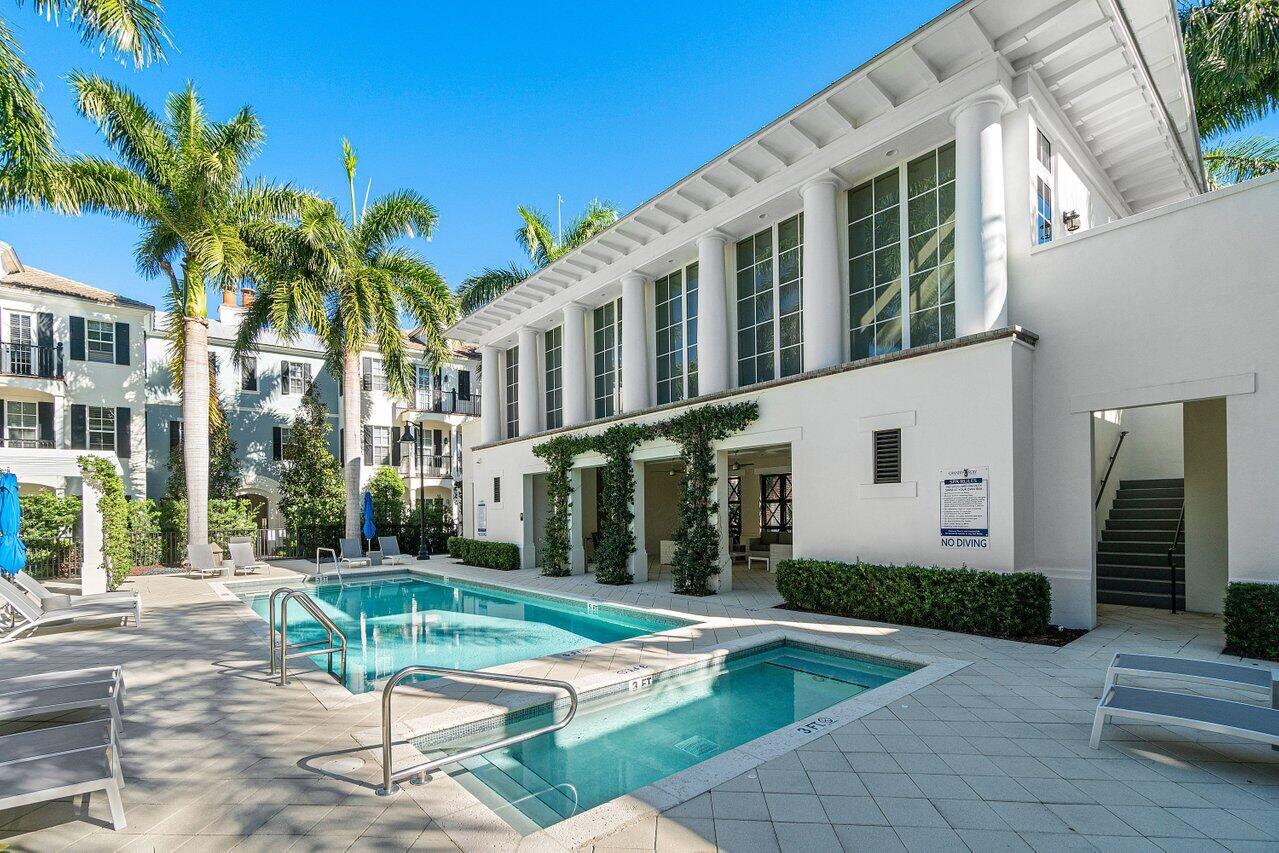 373 E Cannery Row Circle