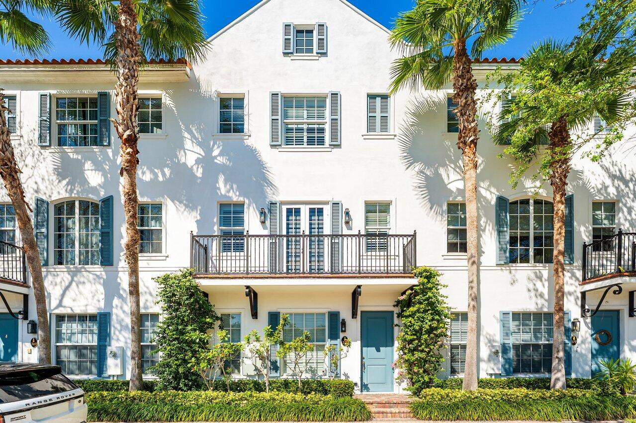 373 E Cannery Row Circle