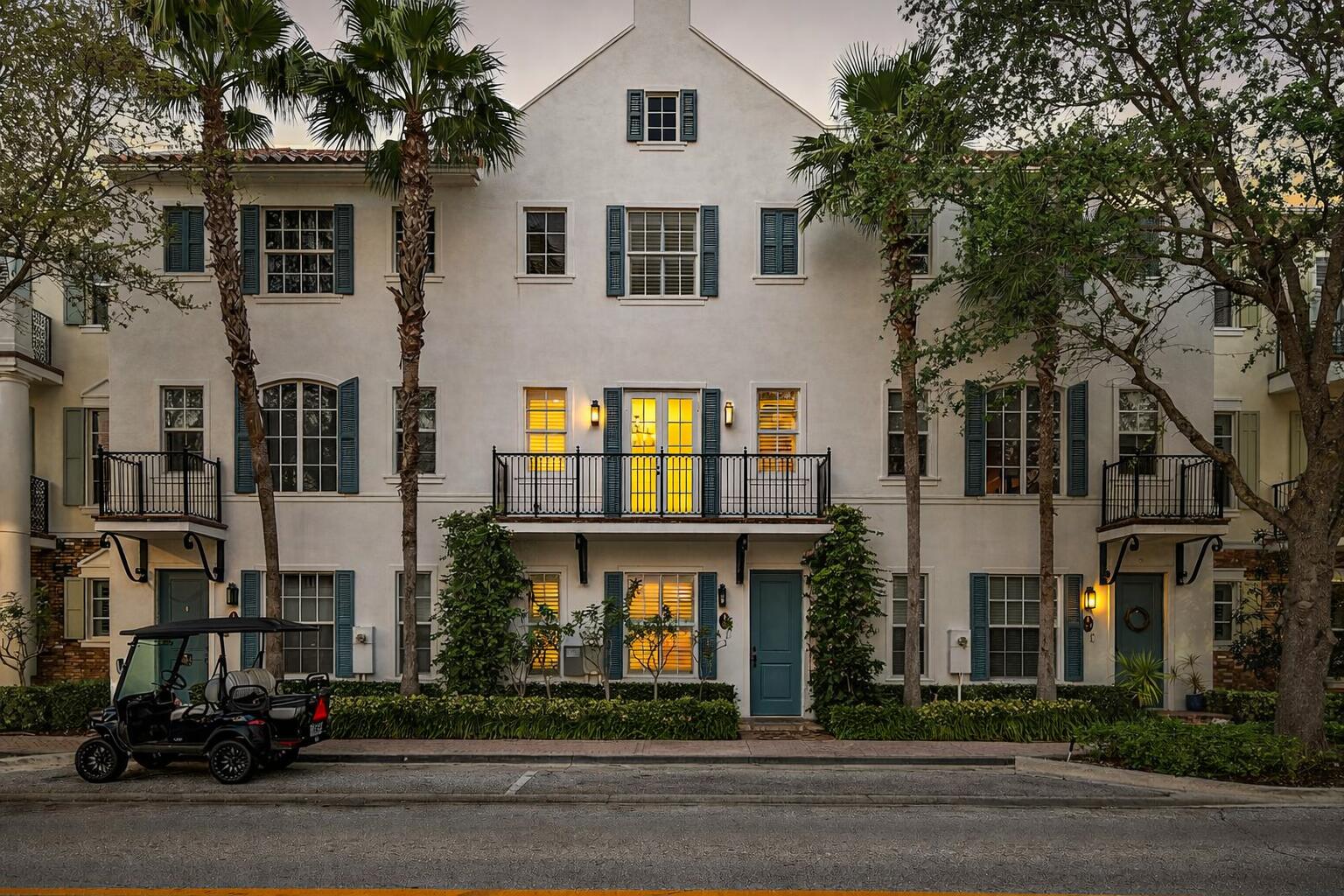 373 E Cannery Row Circle