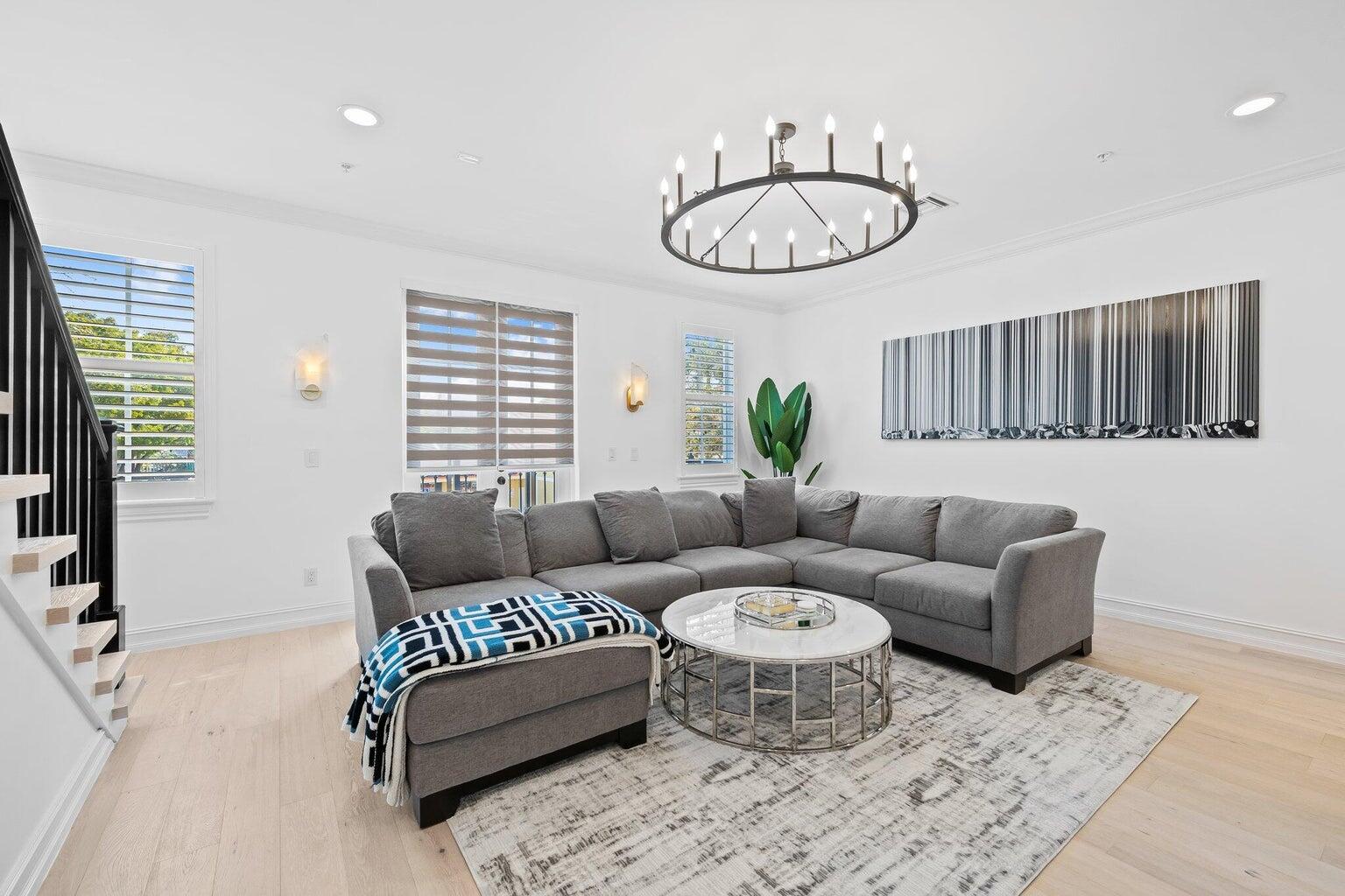 373 E Cannery Row Circle
