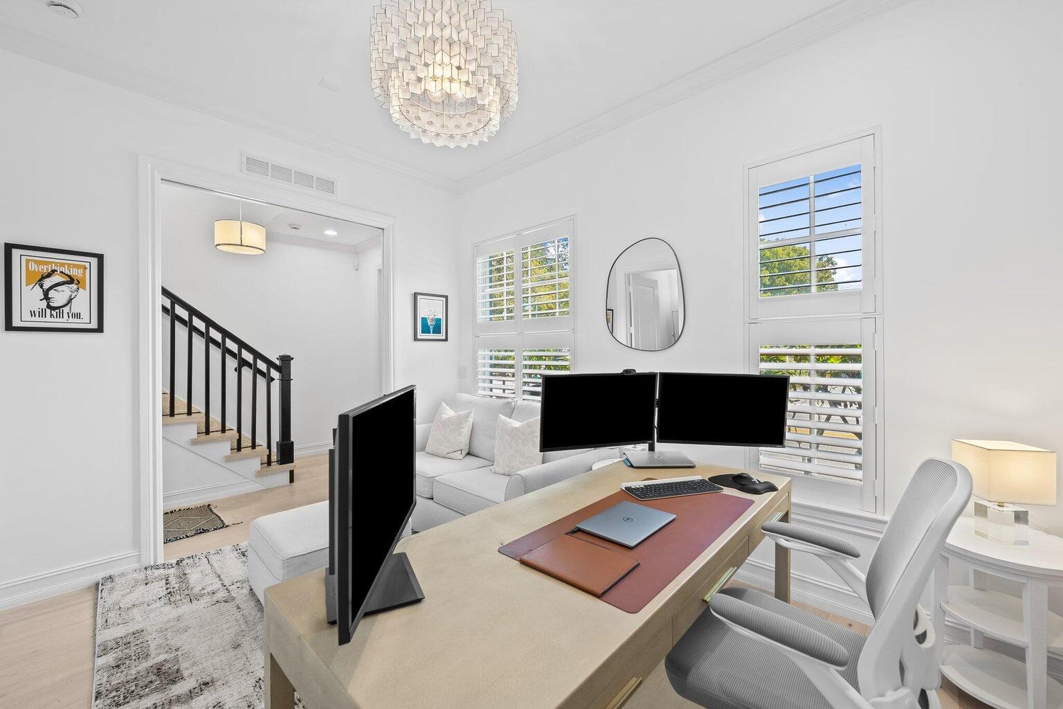 373 E Cannery Row Circle