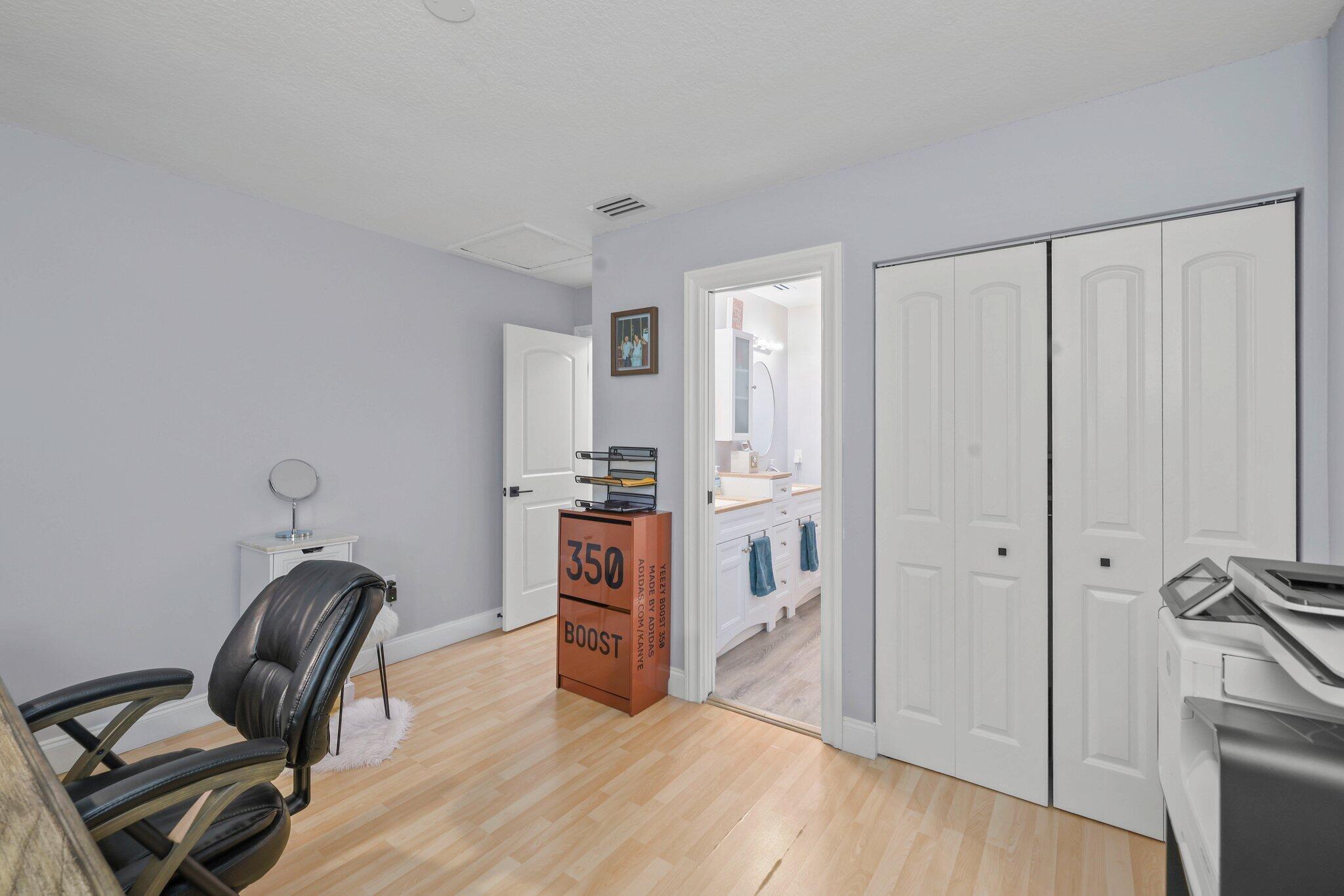 400 SW 28th Avenue