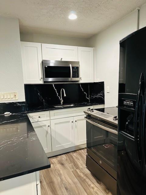 3593 Elizabeth Street