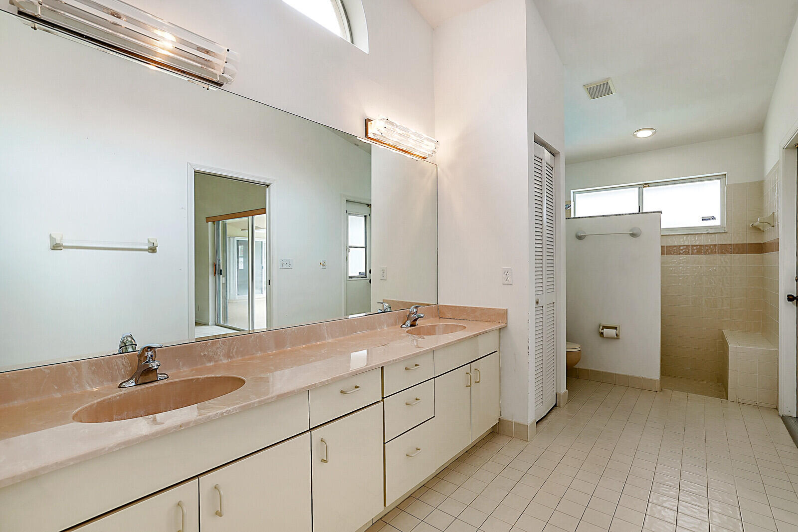 10039 NW 47th Street