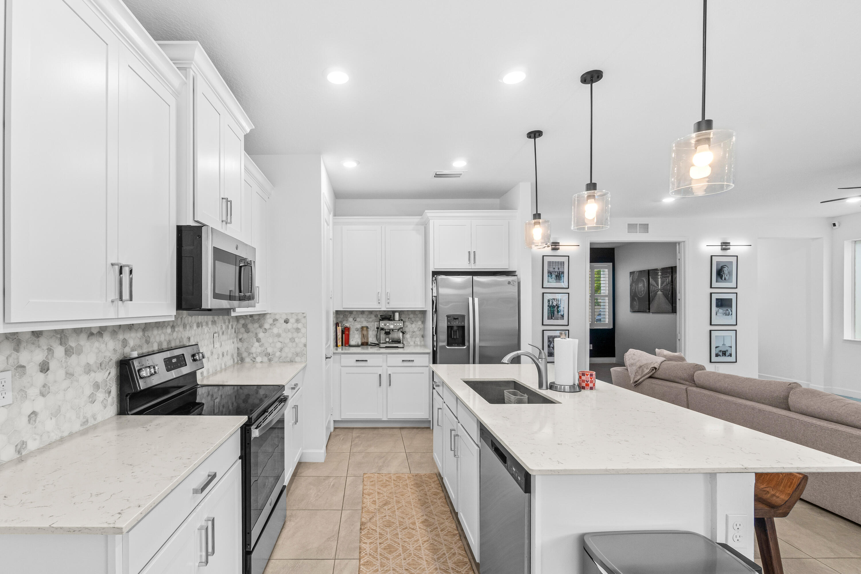 2659 Country Lake Trail