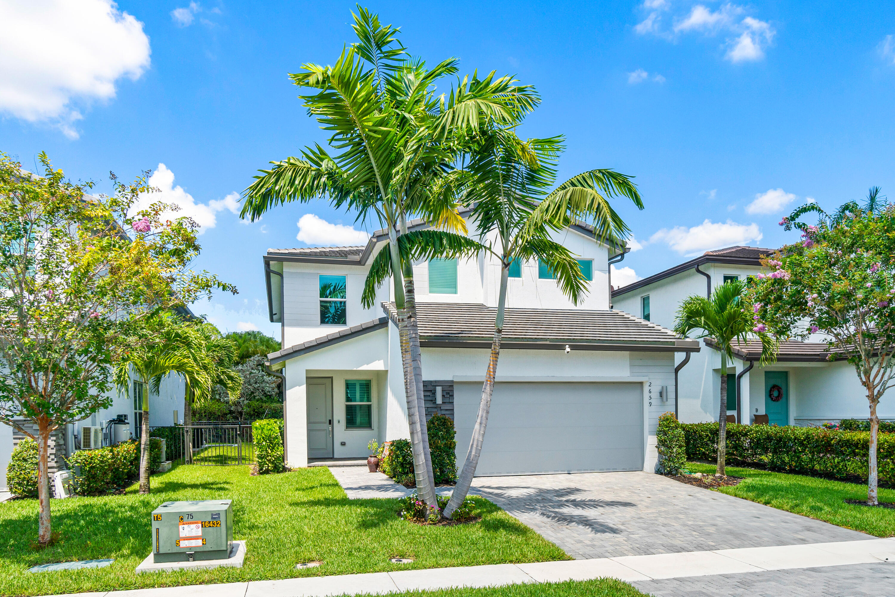 2659 Country Lake Trail