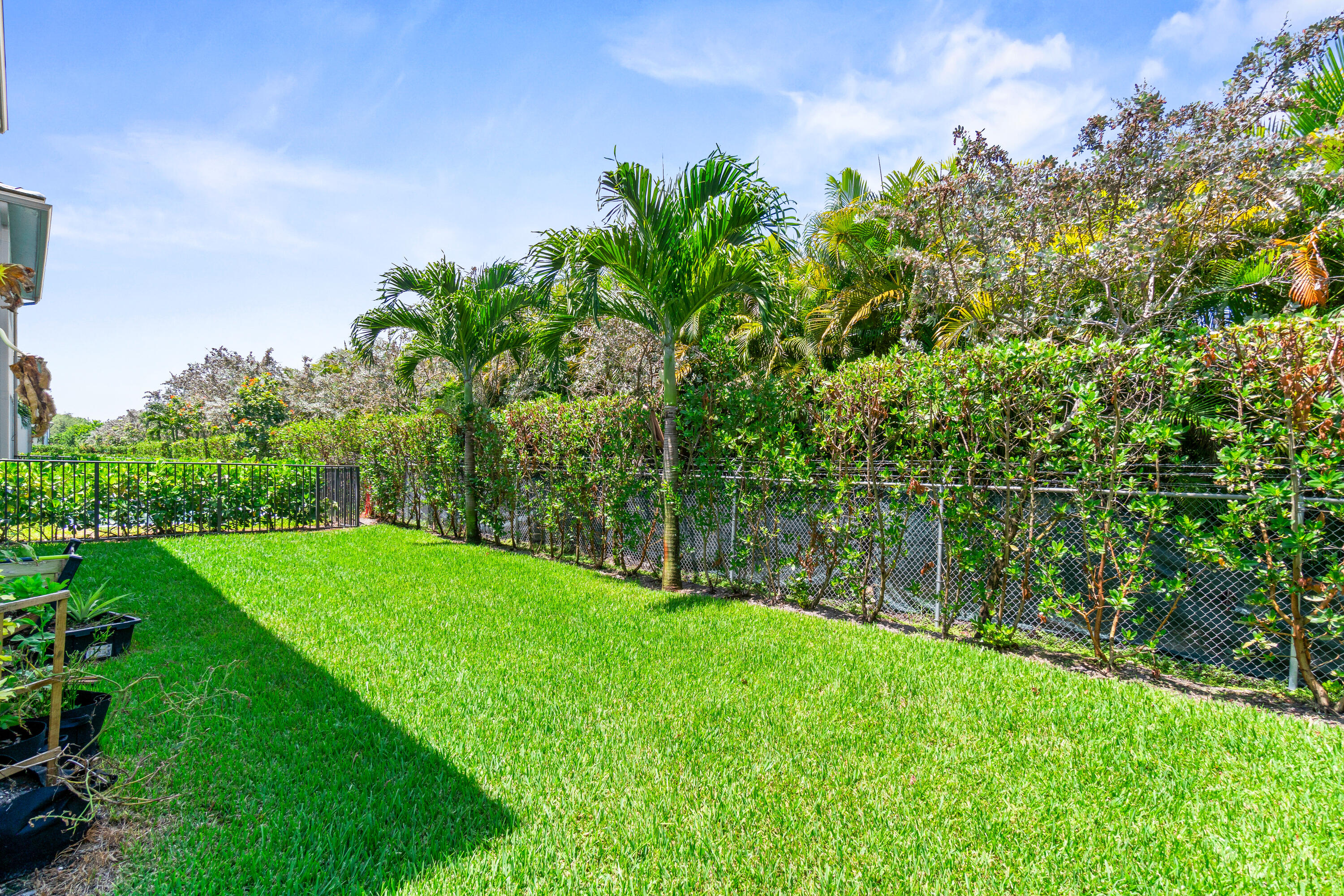 2659 Country Lake Trail