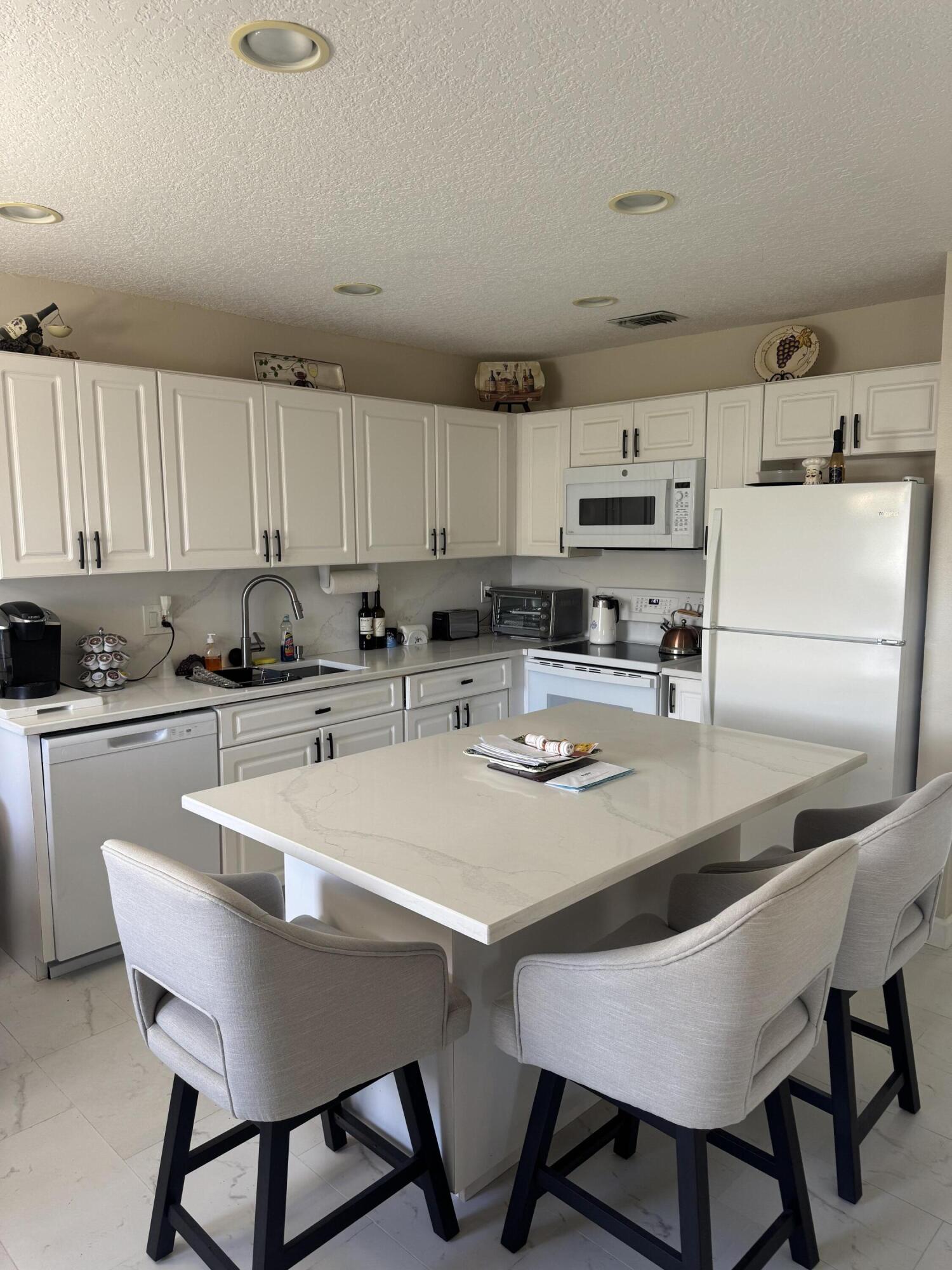 8892 Bella Vista Drive 333