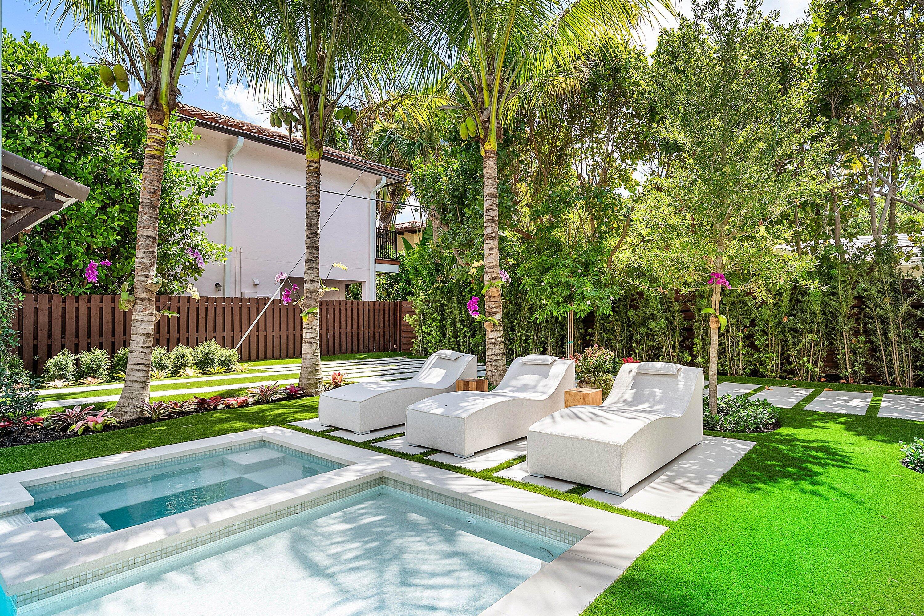 230 Pershing Way
