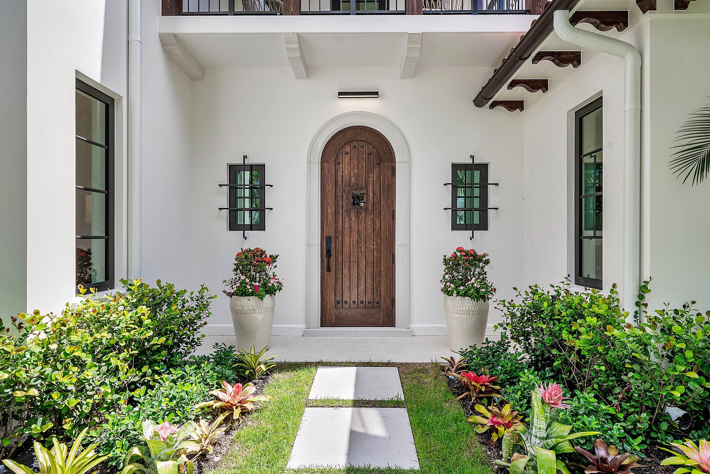 230 Pershing Way