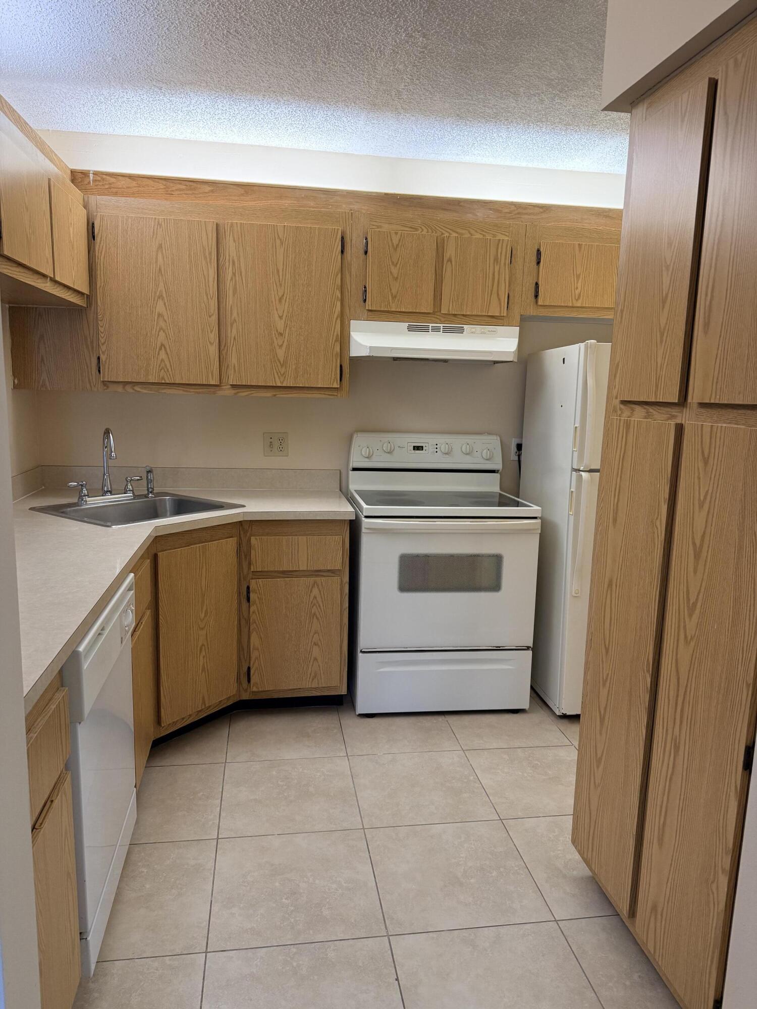 812 Sky Pine Way B2
