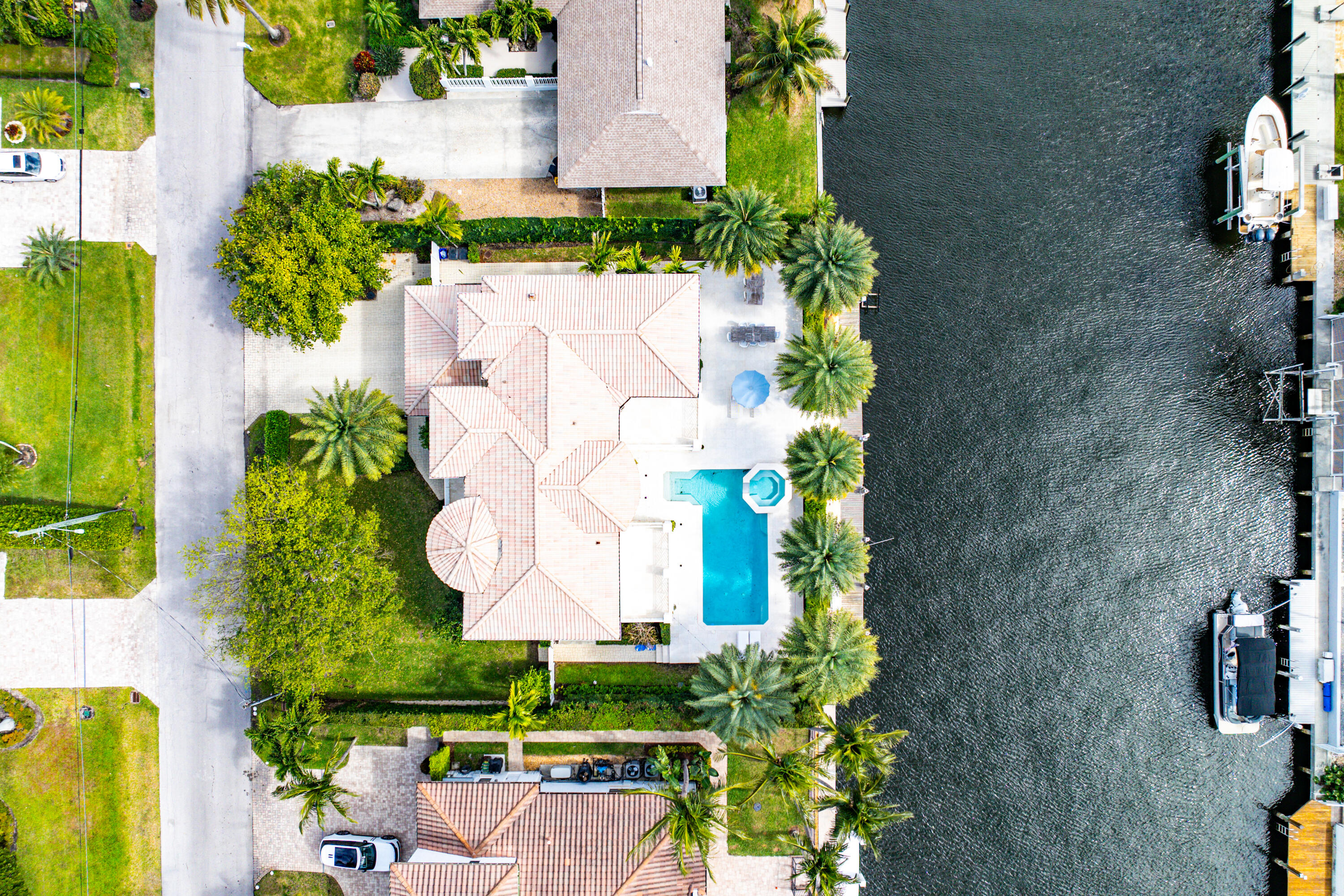 19 Harbour Drive N