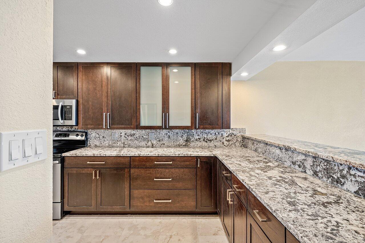 2400 Deer Creek Country Club Boulevard 609-1