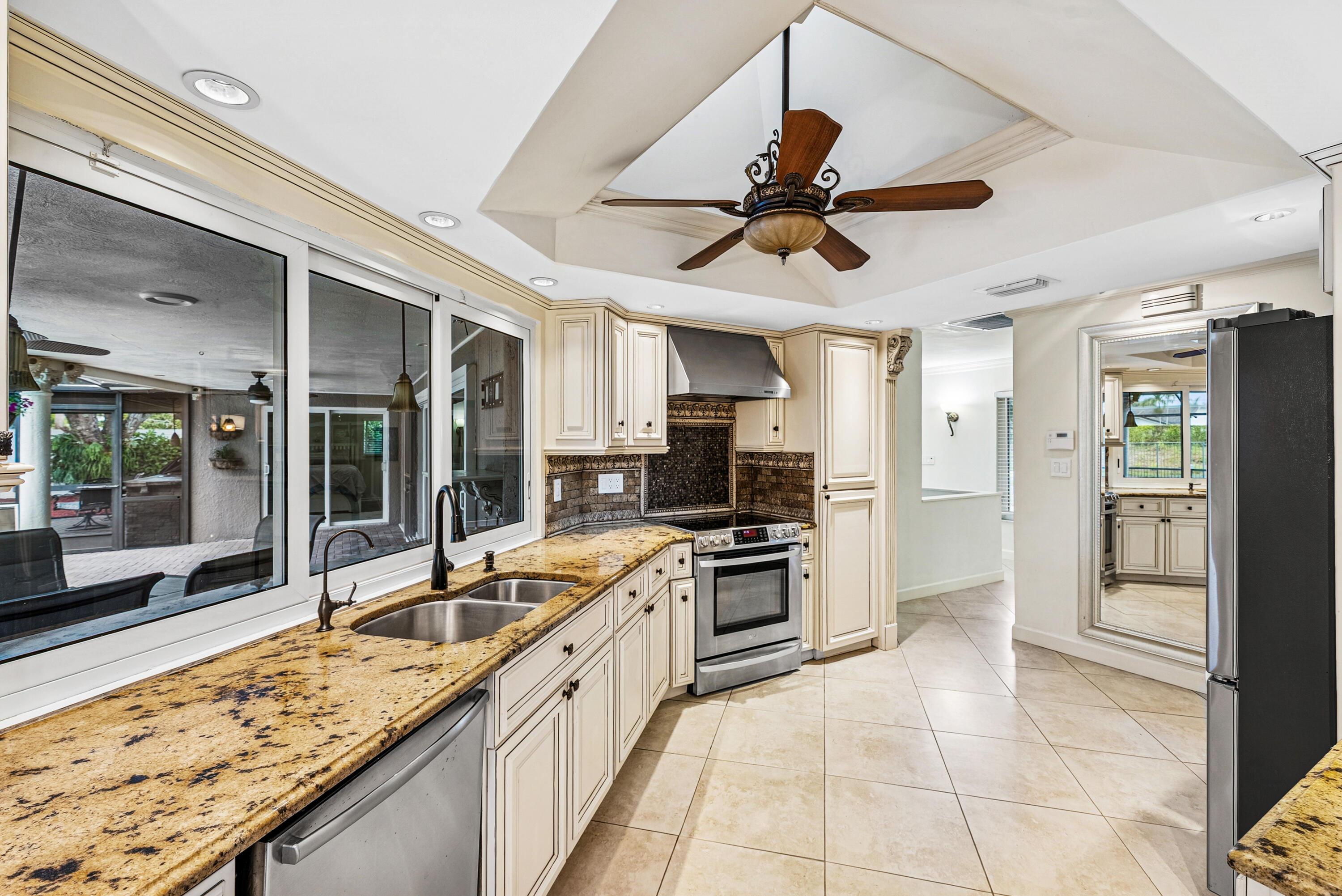 3703 Lowson Boulevard