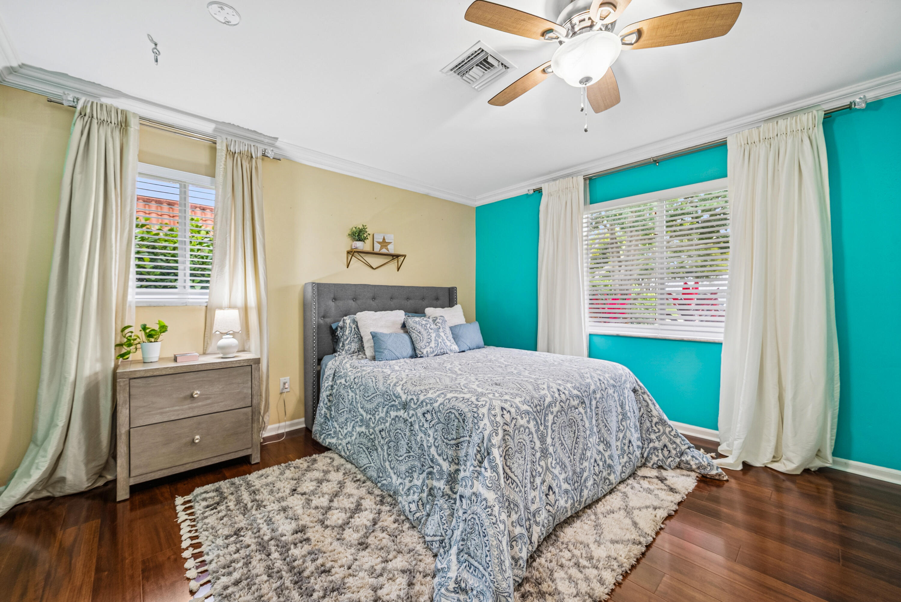 3703 Lowson Boulevard